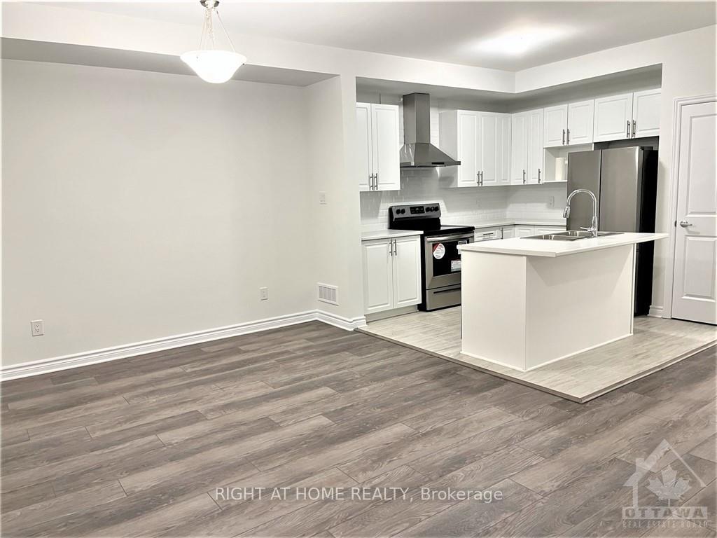 Photo 10 of 115 Chakra Street, Ottawa, Barrhaven - Heritage Park — HOMEH