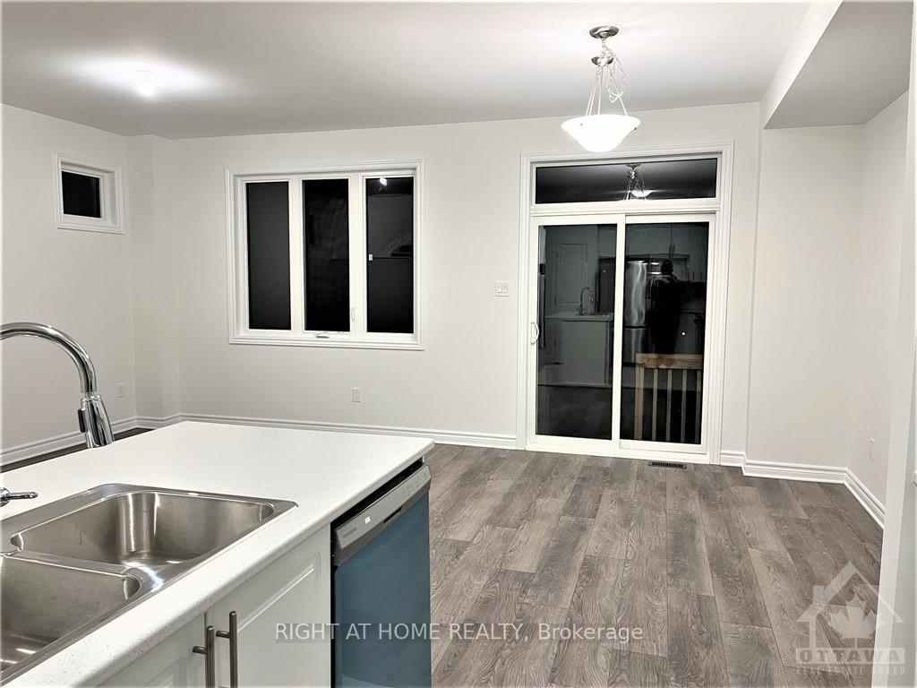 Photo 16 of 115 Chakra Street, Ottawa, Barrhaven - Heritage Park — HOMEH