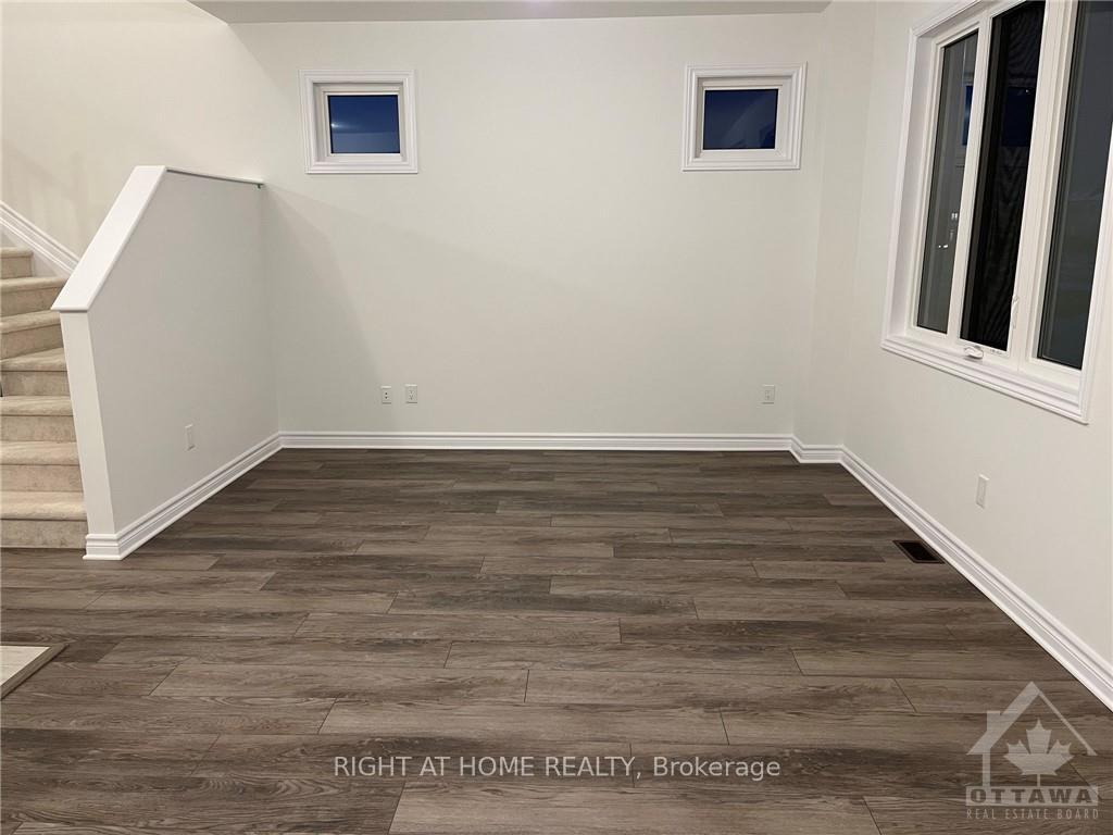 Photo 17 of 115 Chakra Street, Ottawa, Barrhaven - Heritage Park — HOMEH