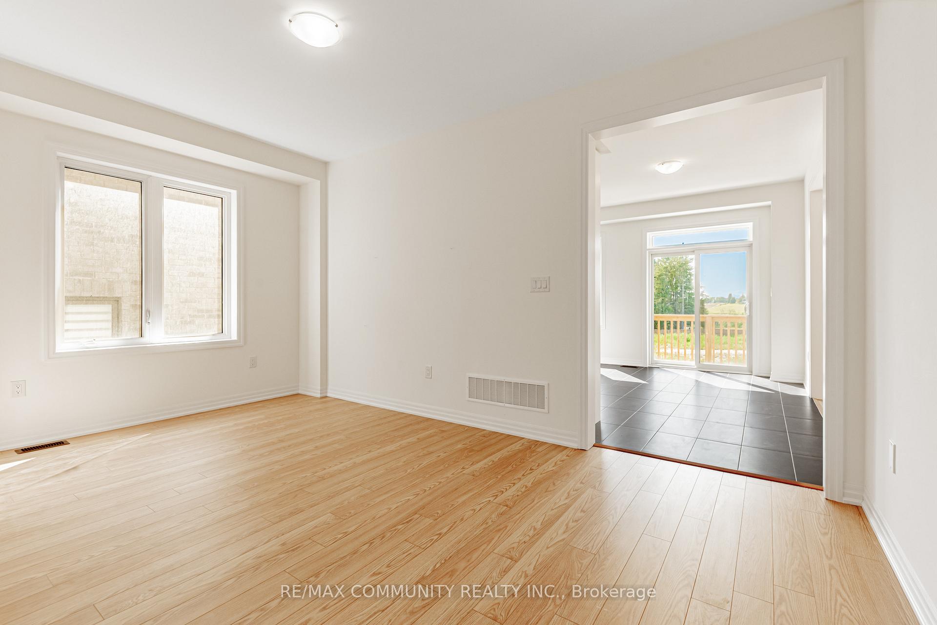 Photo 9 of 110 Belmont Drive, Clarington, Newcastle — HOMEH