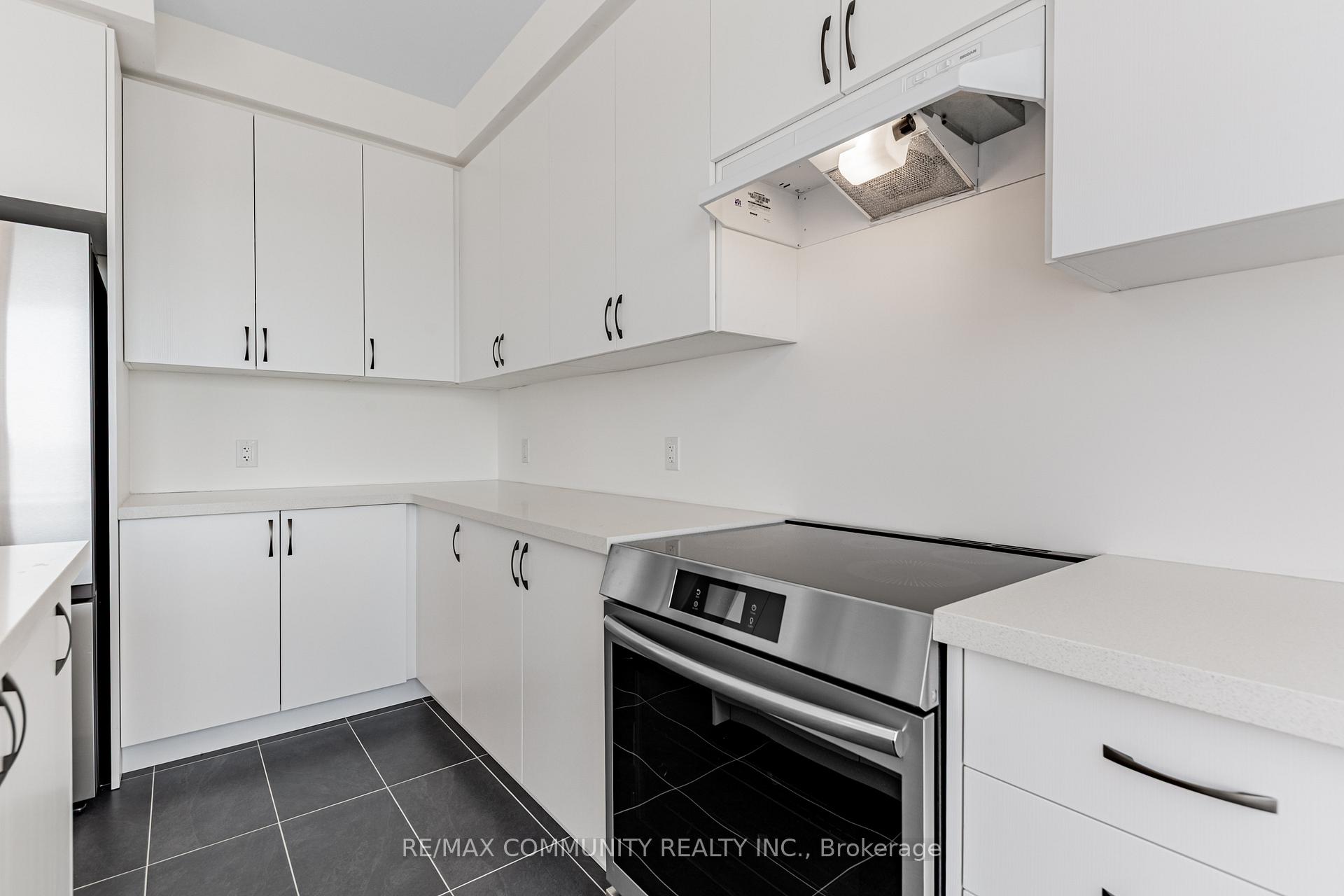 Photo 16 of 110 Belmont Drive, Clarington, Newcastle — HOMEH