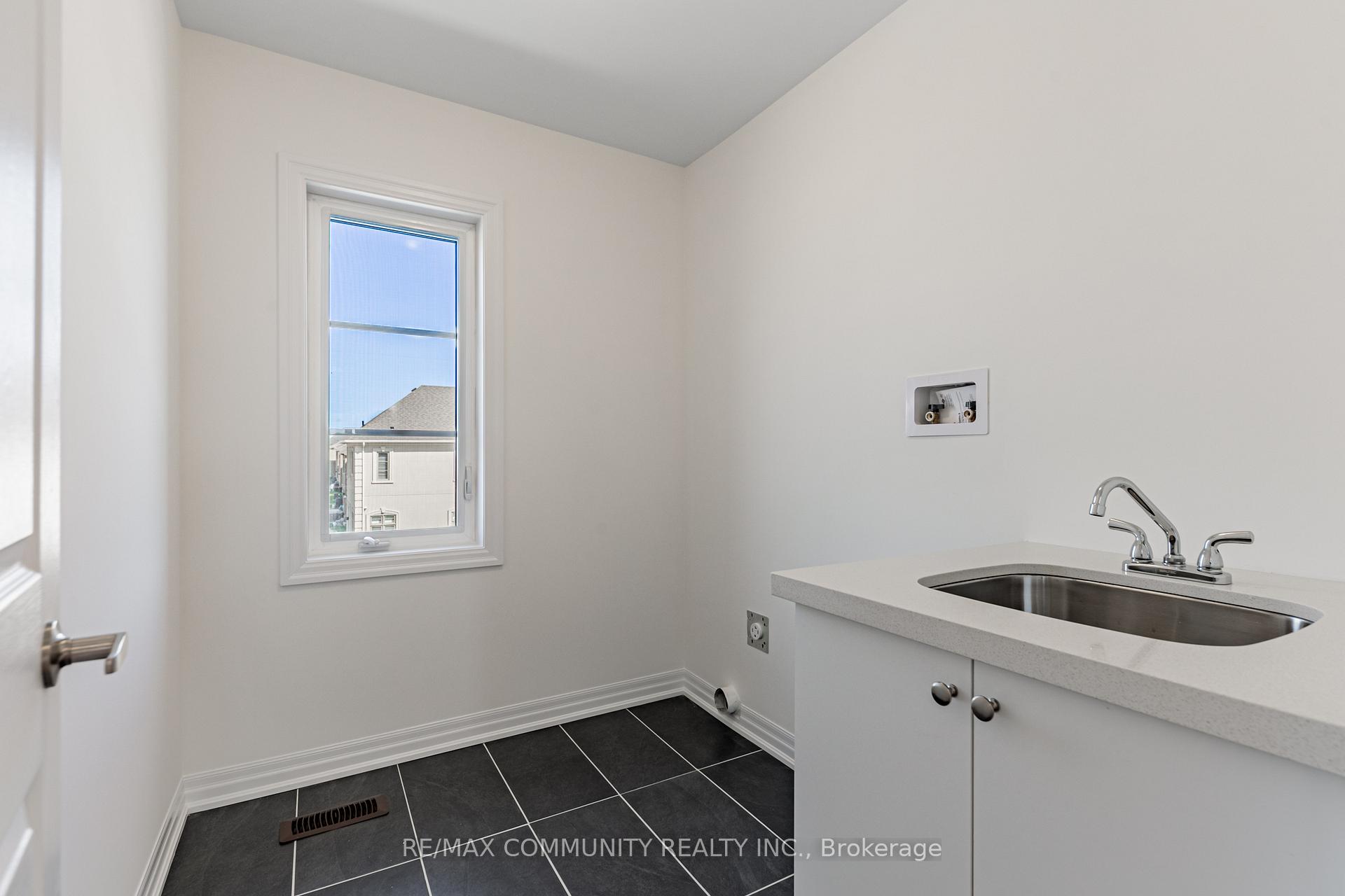Photo 18 of 110 Belmont Drive, Clarington, Newcastle — HOMEH