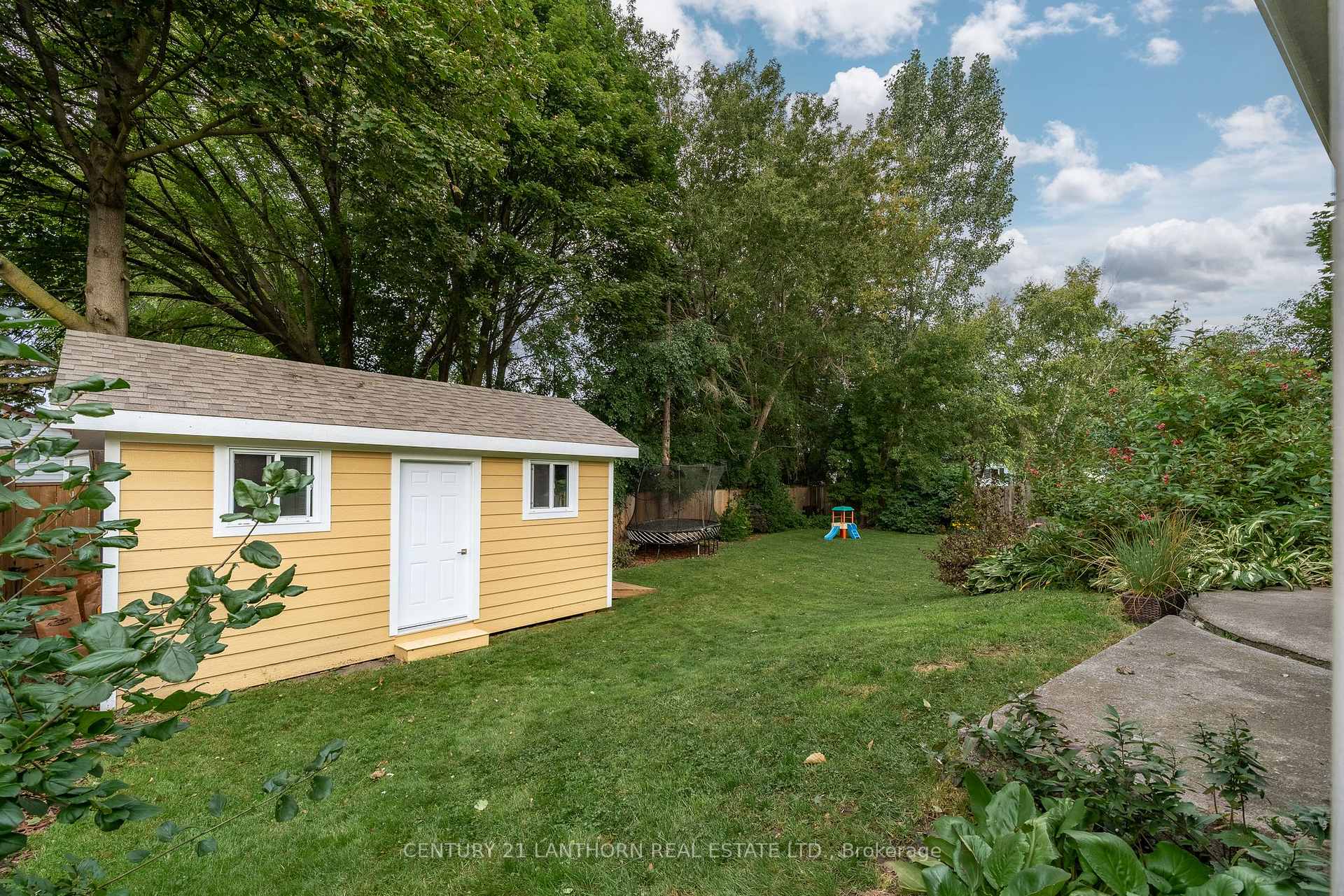 Photo 35 of 18 Lesley Drive, Belleville, Belleville Ward — HOMEH