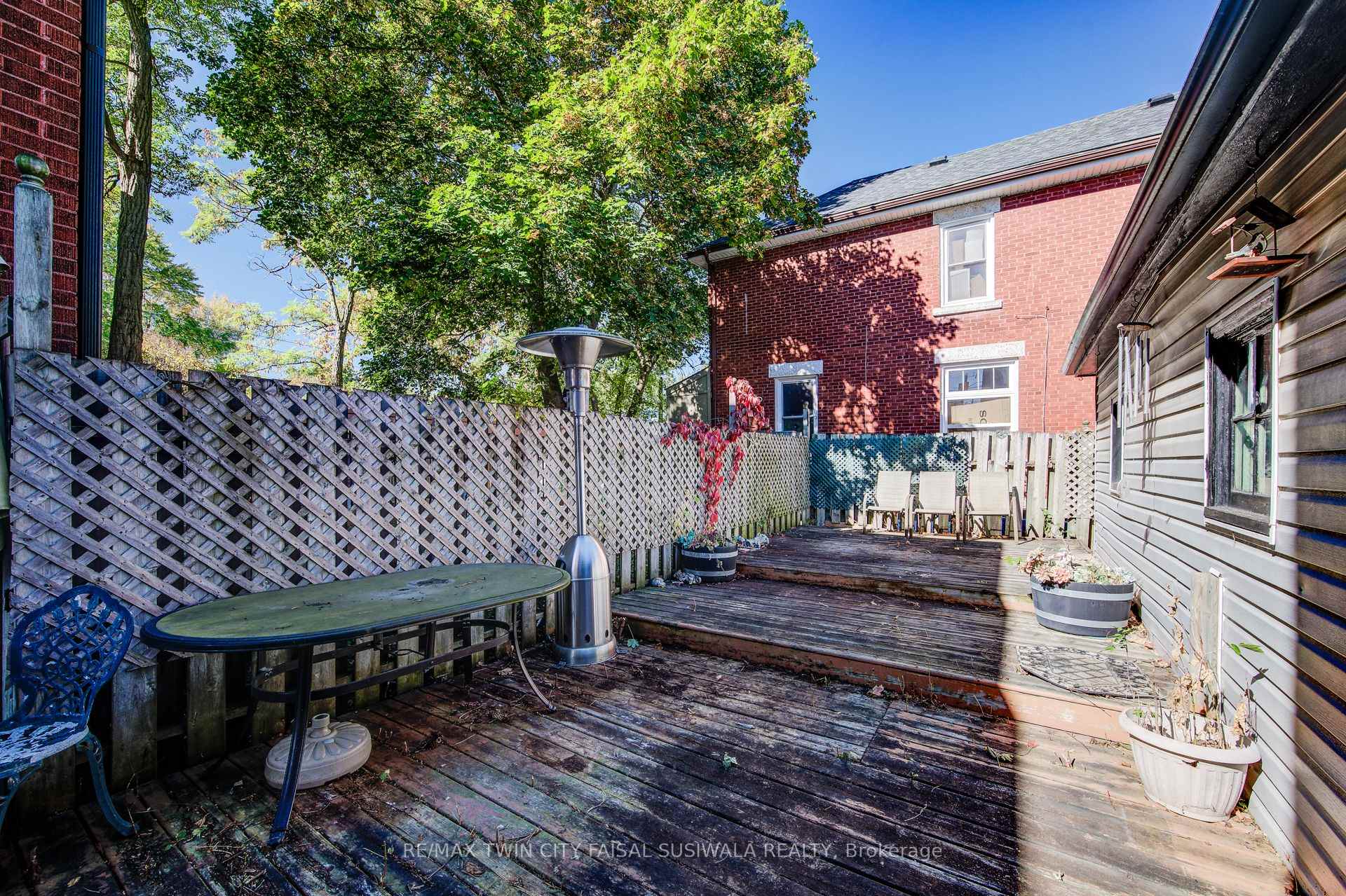 Photo 8 of 362 York Road, Guelph, St. Patrick's Ward — HOMEH