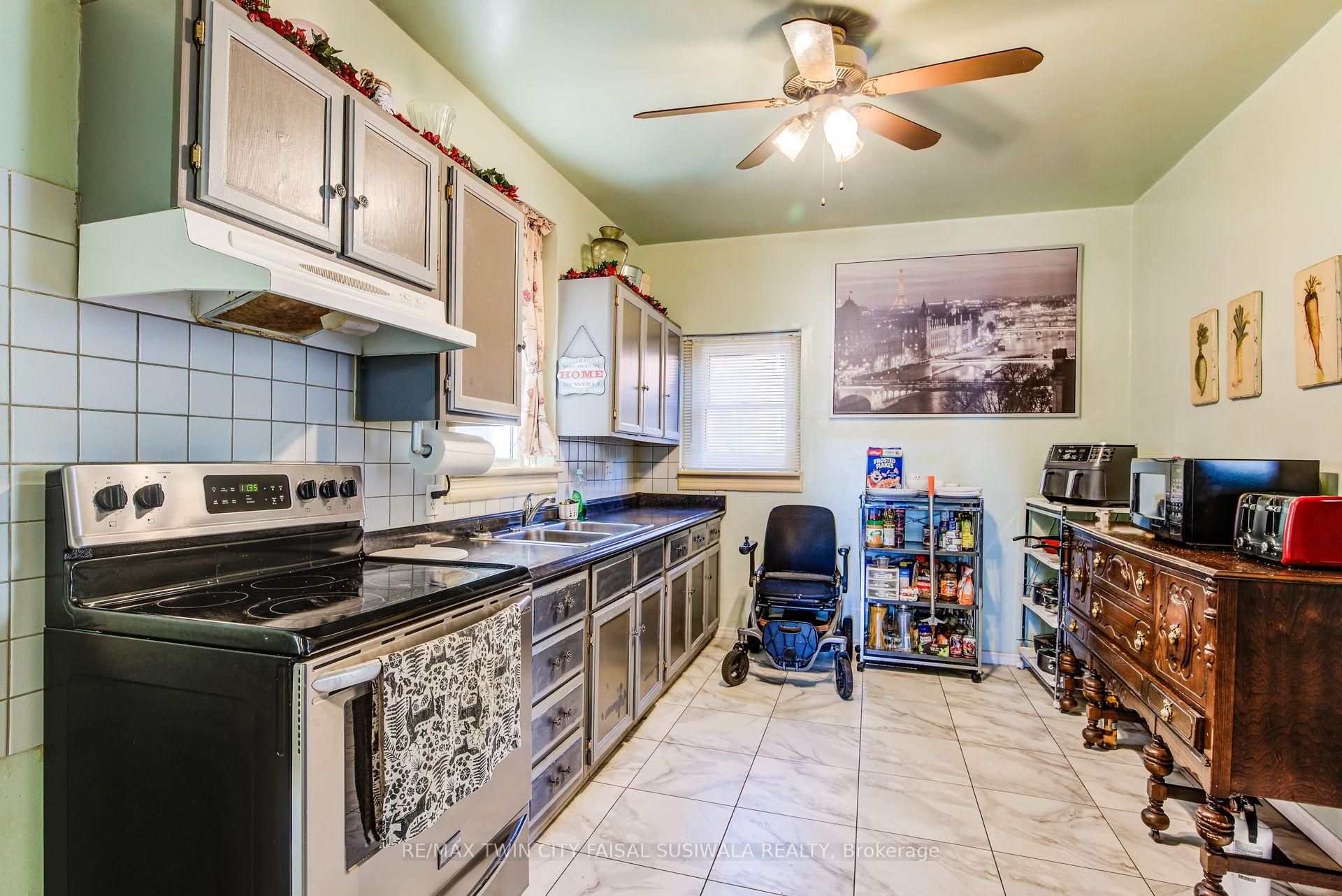 Photo 17 of 362 York Road, Guelph, St. Patrick's Ward — HOMEH