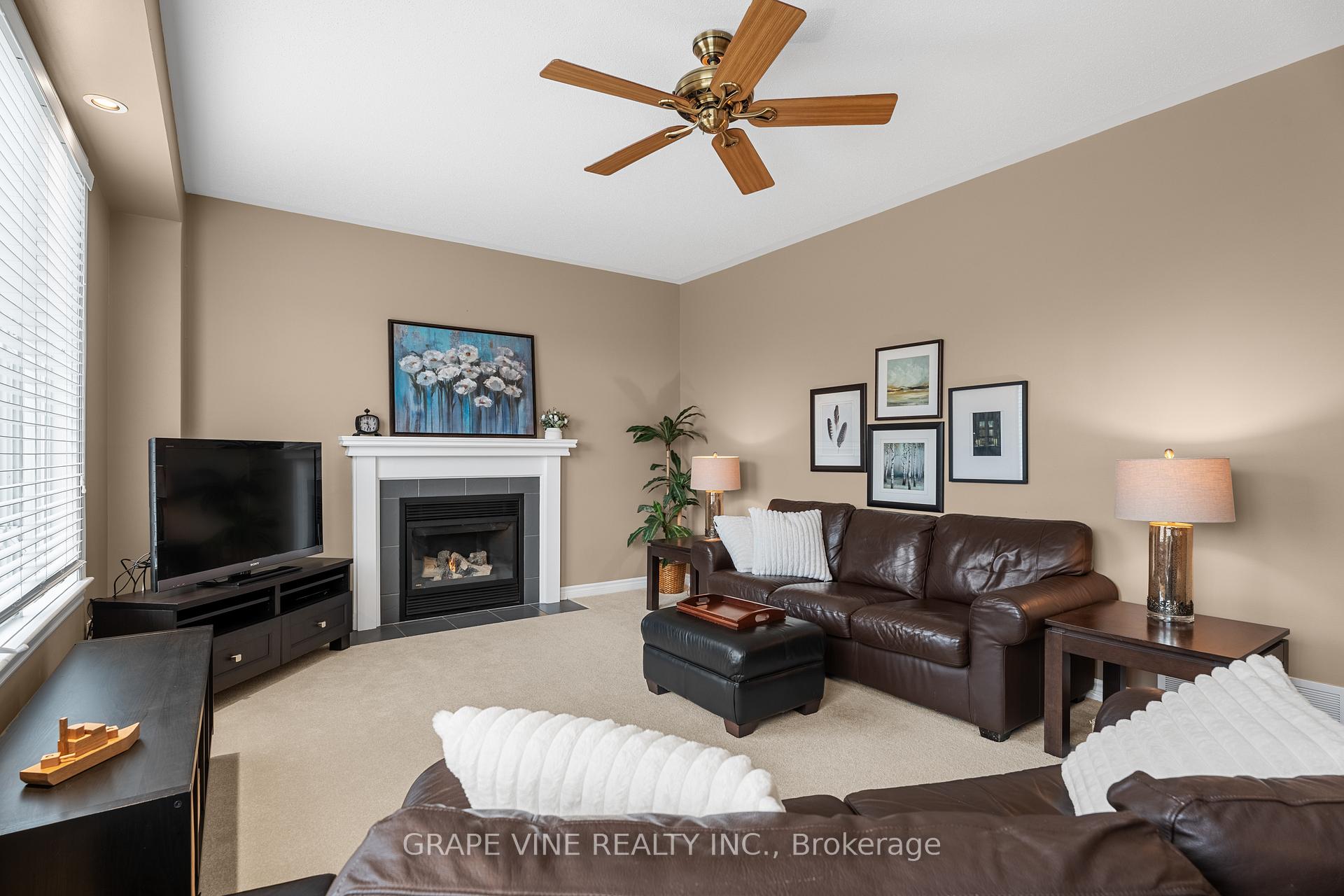 Photo 12 of 67 Gleeson Way, Ottawa, Barrhaven - Longfields — HOMEH