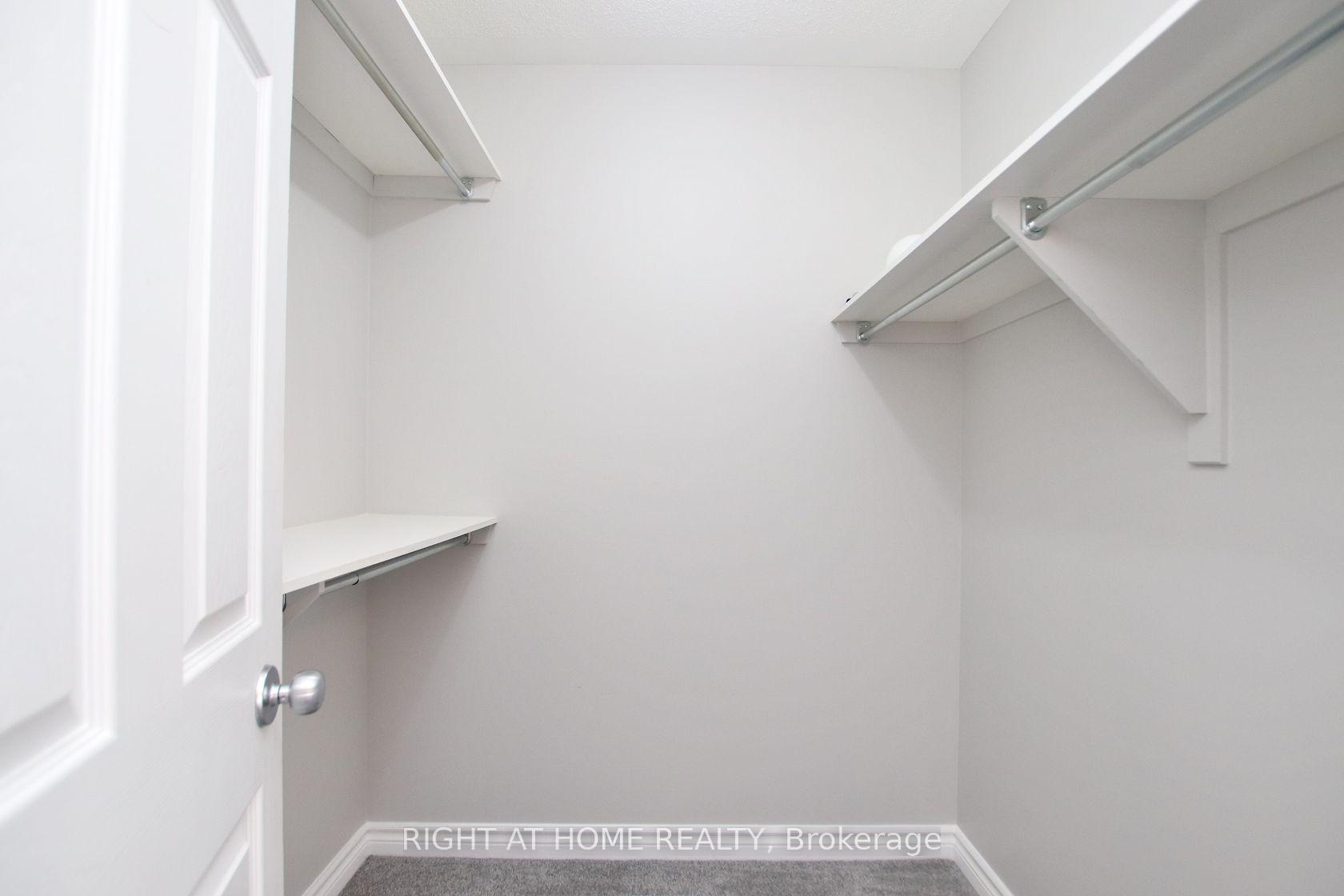 Photo 17 of 518 Temiskaming Crescent, Ottawa, Barrhaven - Strandherd — HOMEH