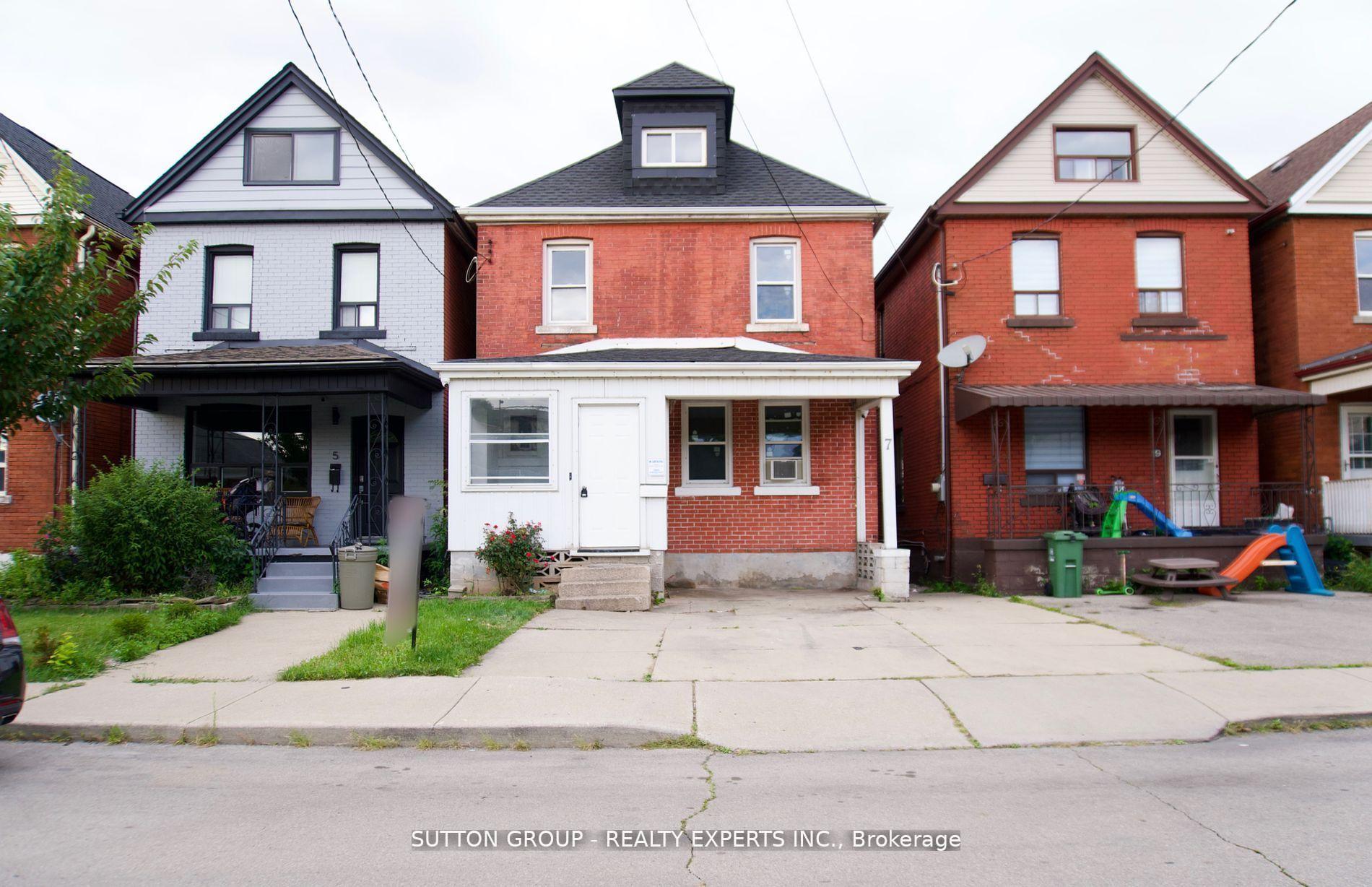 Front of 7 Cluny Avenue