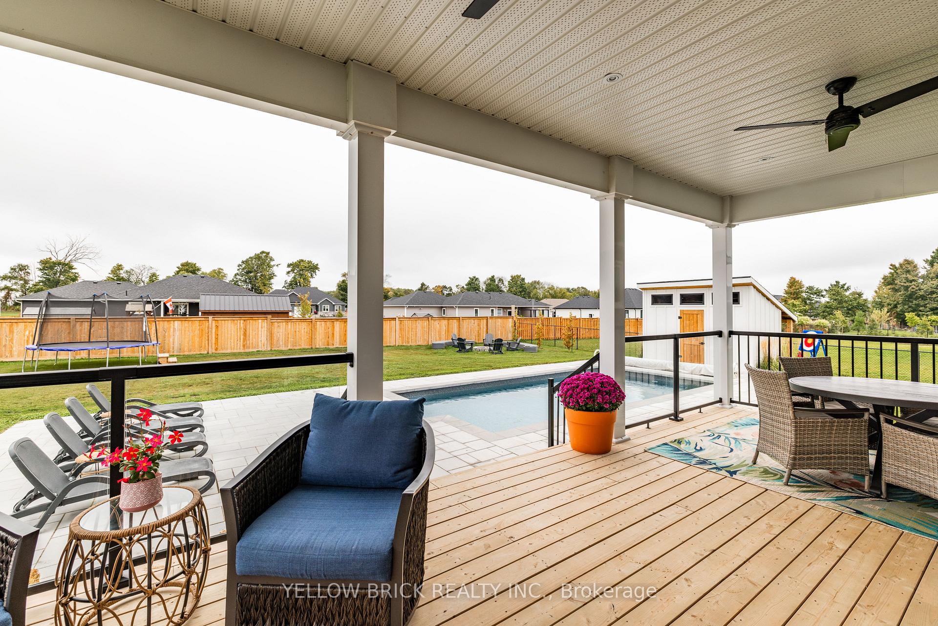 Photo 24 of 14 Demont Drive, Oro-Medonte, Warminister — HOMEH