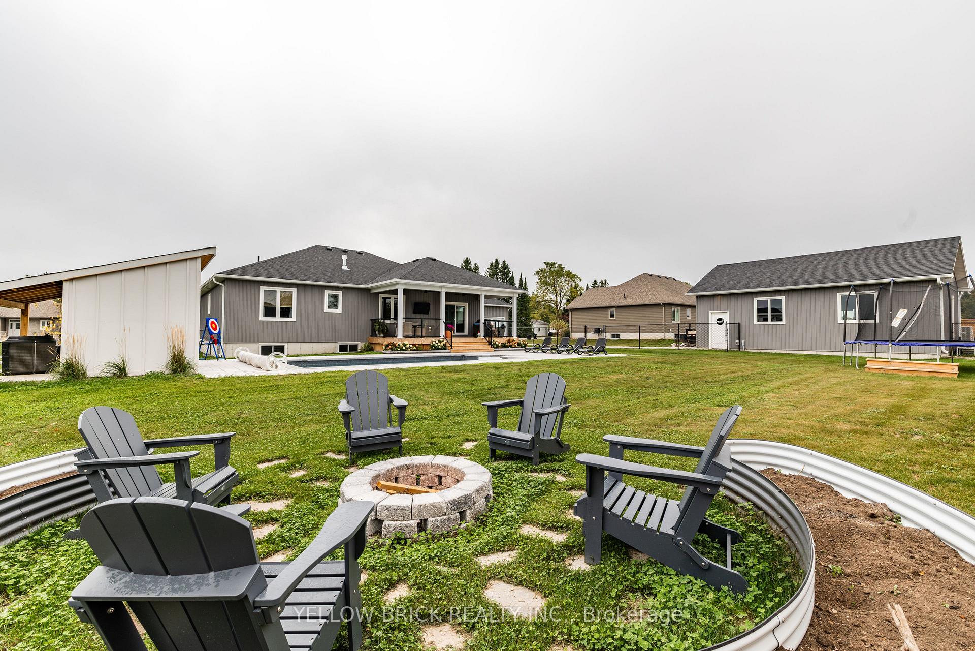 Photo 27 of 14 Demont Drive, Oro-Medonte, Warminister — HOMEH