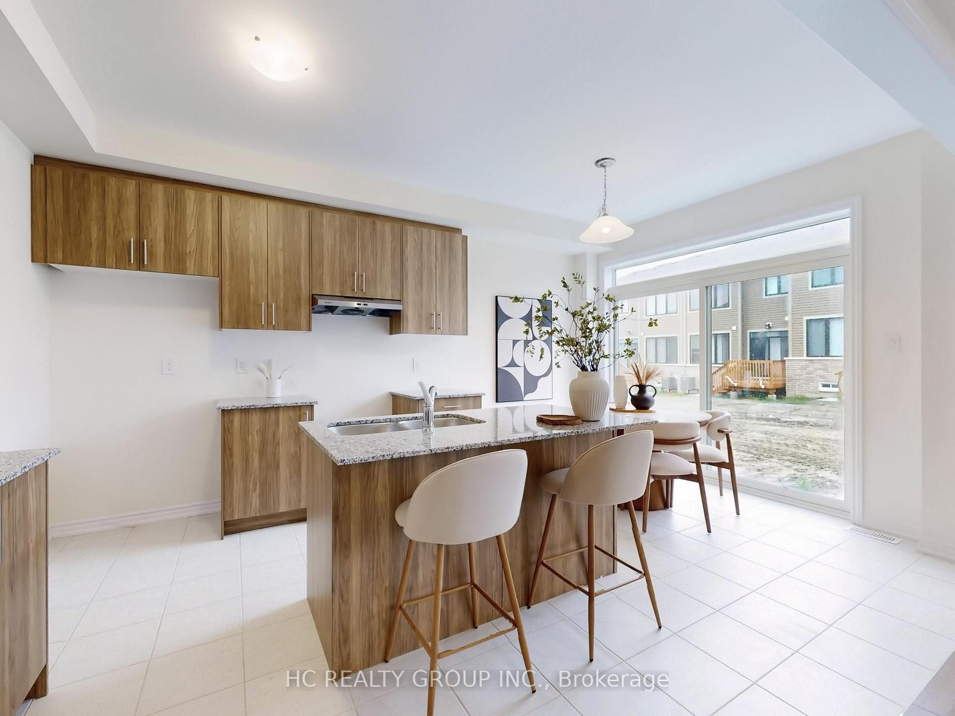 Photo 9 of 688 Grand Ridge Avenue, Oshawa, Pinecrest — HOMEH