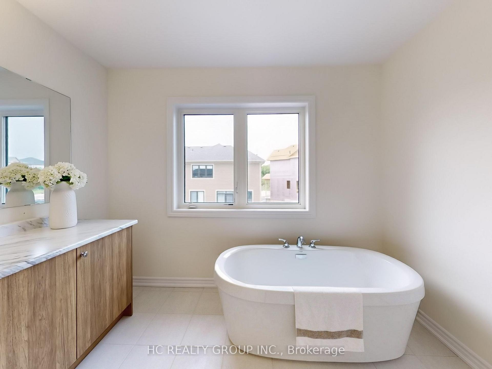Photo 19 of 688 Grand Ridge Avenue, Oshawa, Pinecrest — HOMEH