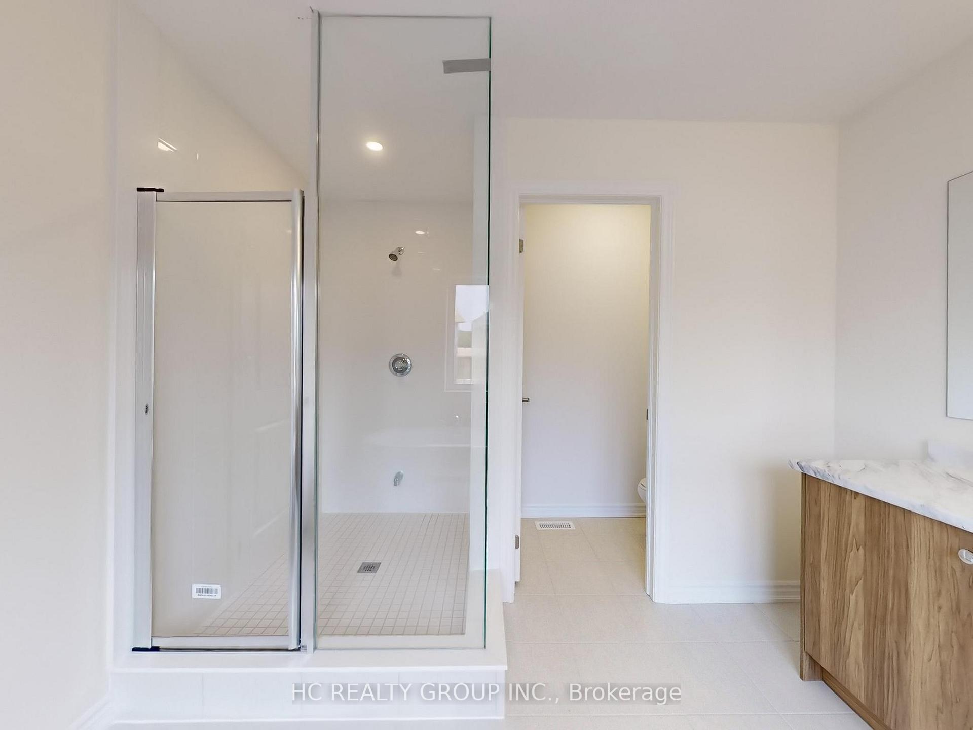 Photo 12 of 688 Grand Ridge Avenue, Oshawa, Pinecrest — HOMEH