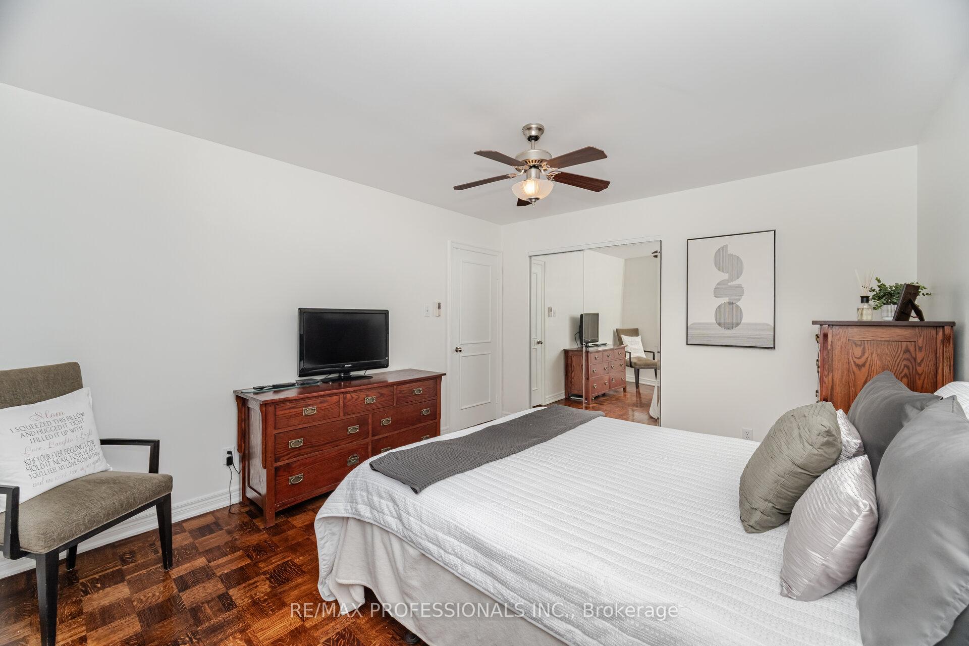 Photo 25 of 267 Bell Air Drive, Caledon, Bolton East — HOMEH