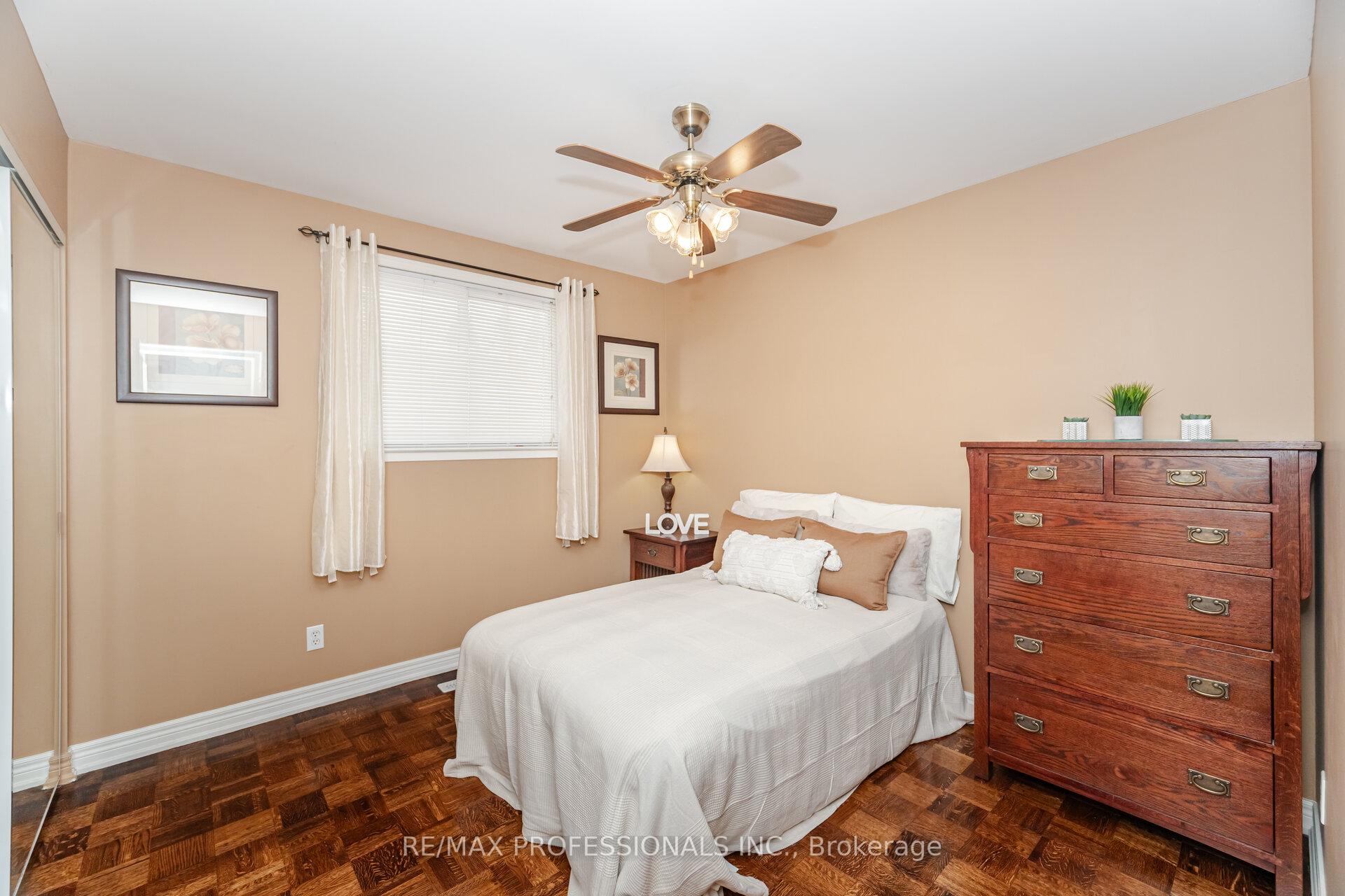 Photo 15 of 267 Bell Air Drive, Caledon, Bolton East — HOMEH