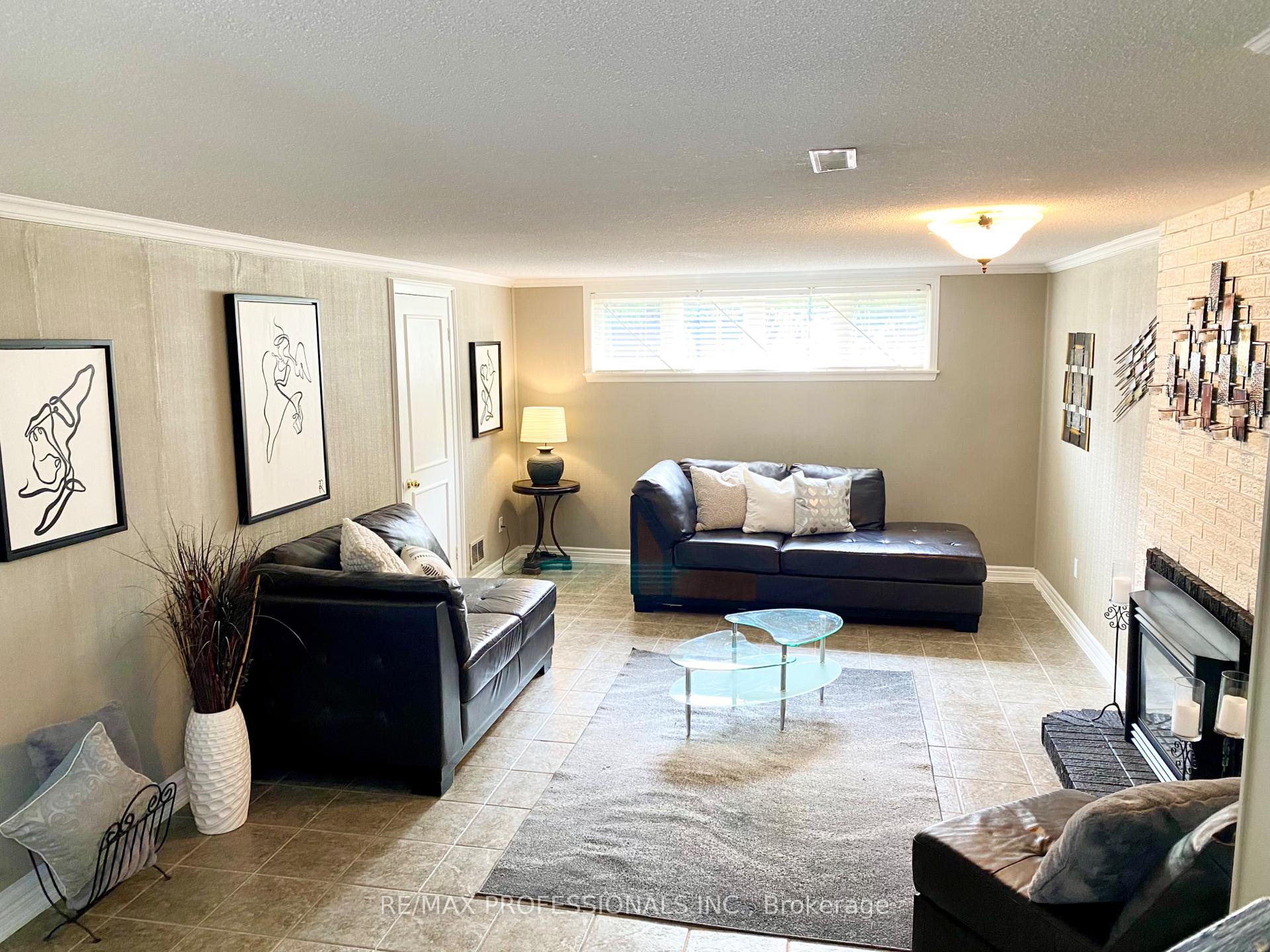 Photo 22 of 267 Bell Air Drive, Caledon, Bolton East — HOMEH