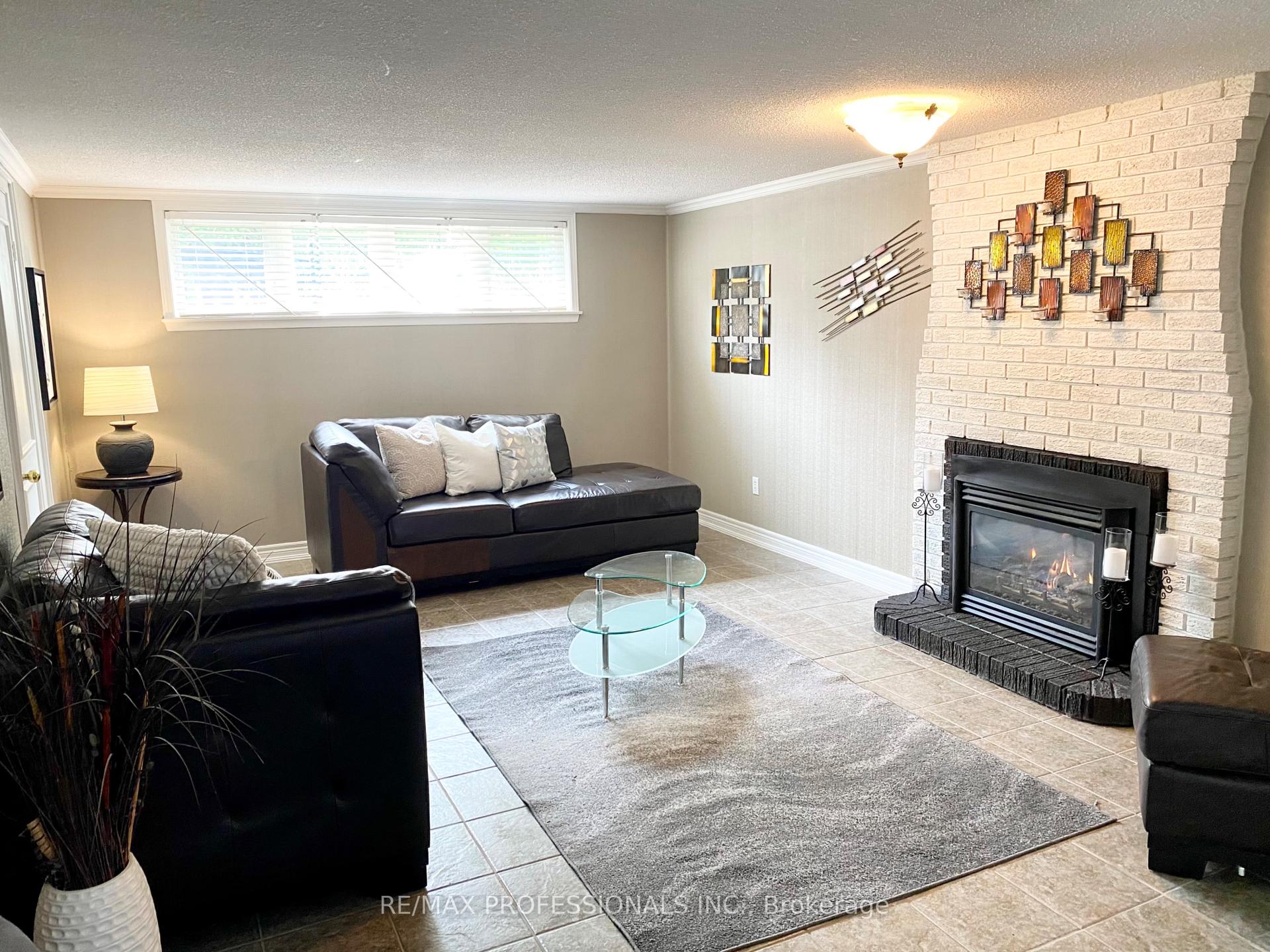 Photo 19 of 267 Bell Air Drive, Caledon, Bolton East — HOMEH