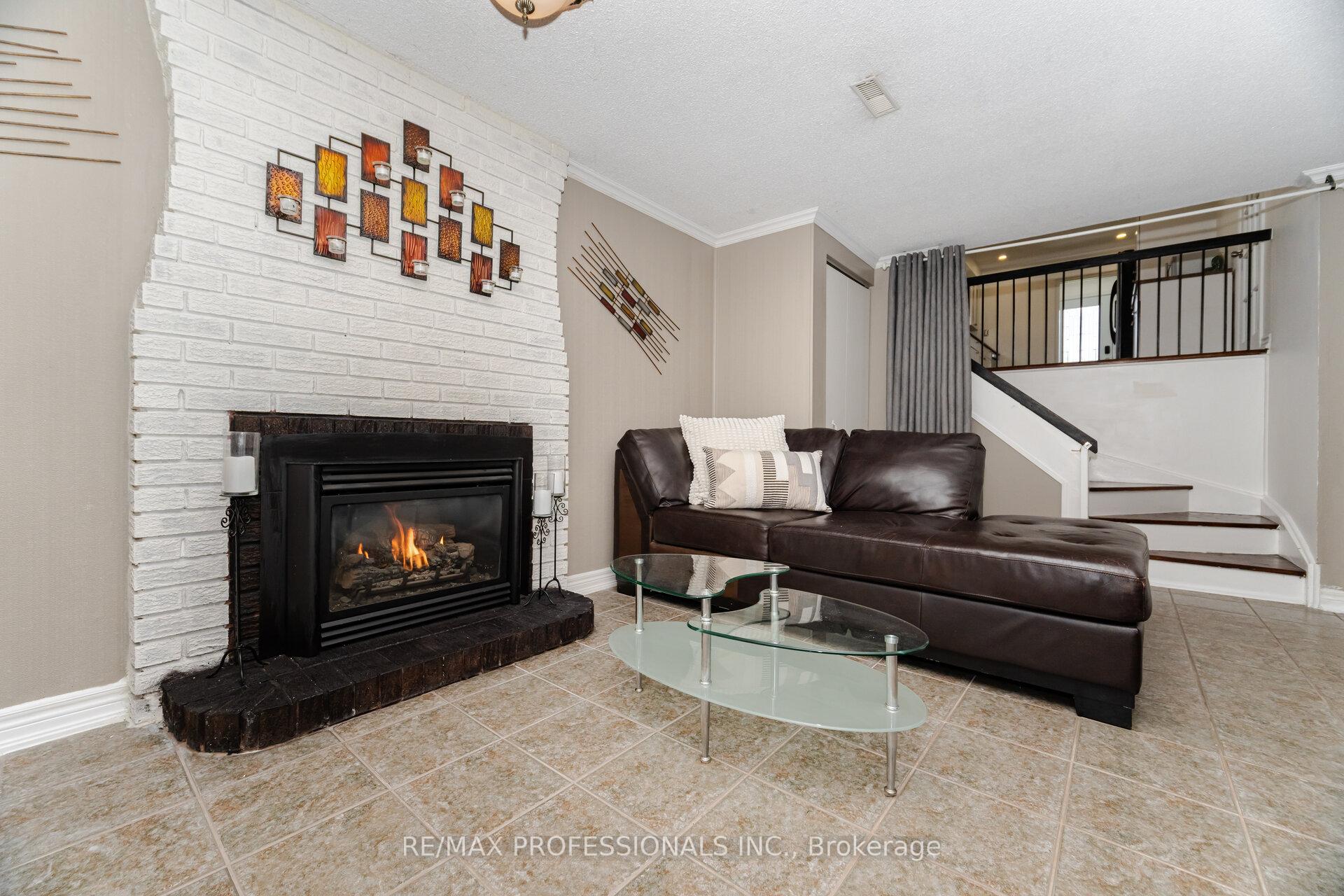 Photo 32 of 267 Bell Air Drive, Caledon, Bolton East — HOMEH