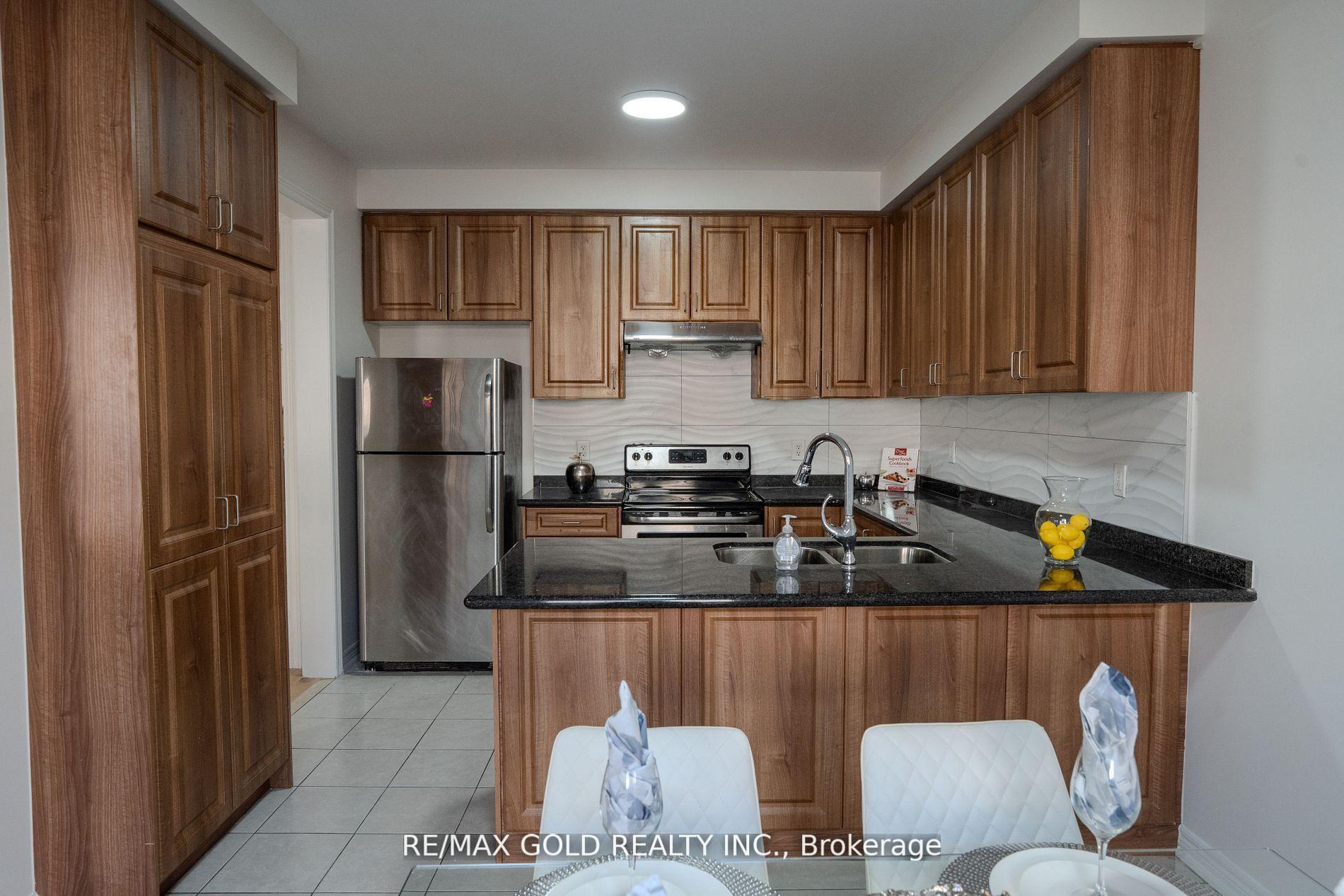 Photo 19 of 4 Bilby Street, Brampton, Northwest Brampton — HOMEH