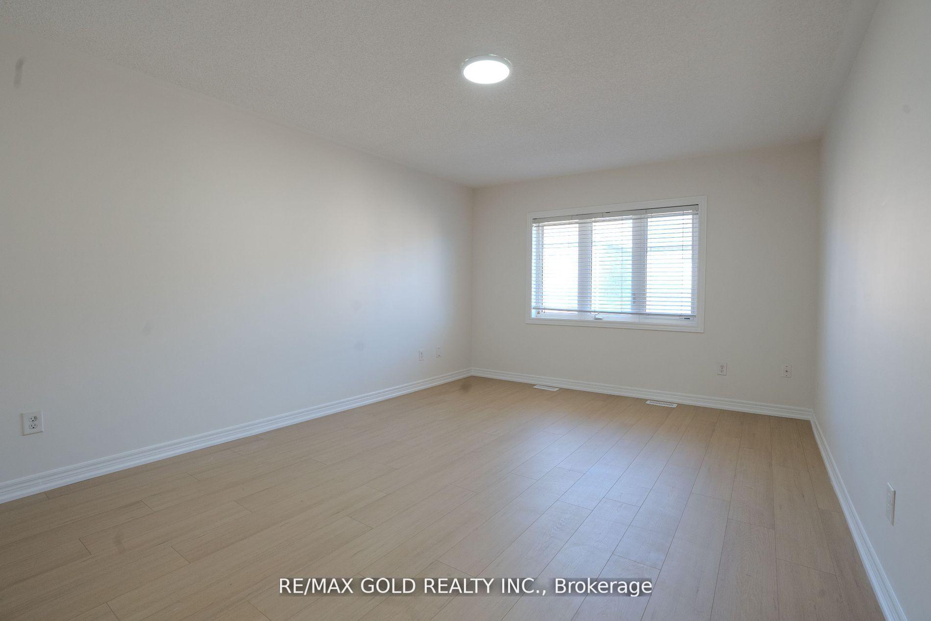 Photo 17 of 4 Bilby Street, Brampton, Northwest Brampton — HOMEH