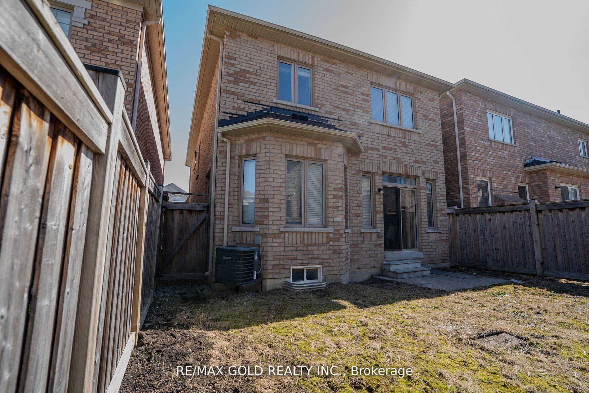 Photo 26 of 4 Bilby Street, Brampton, Northwest Brampton — HOMEH