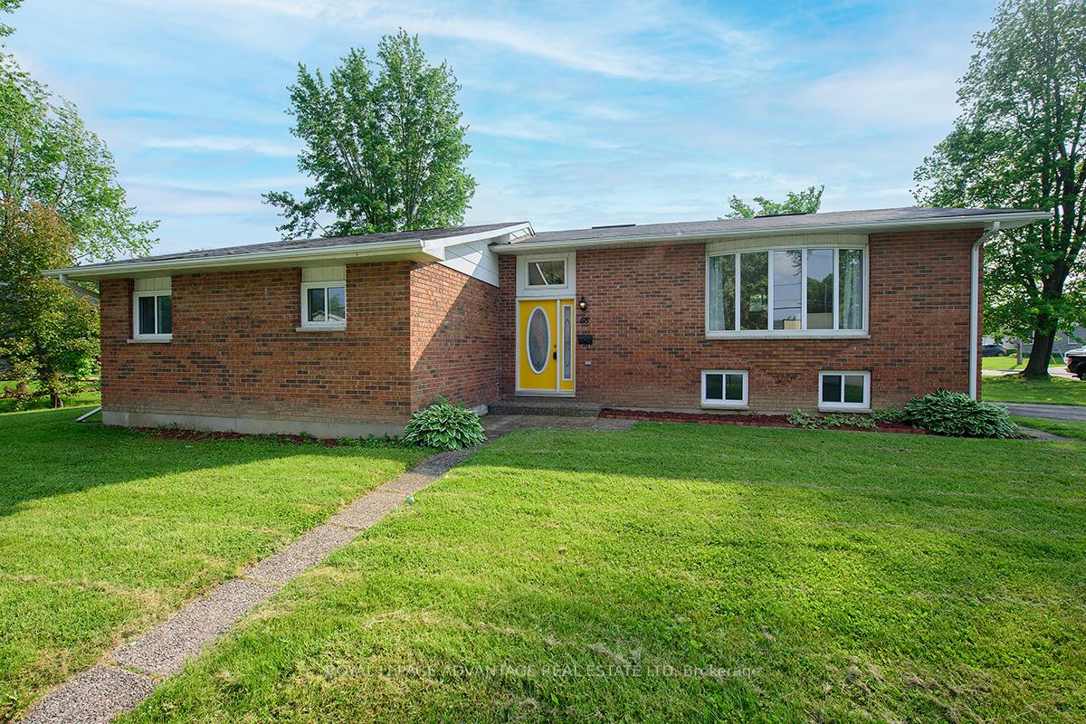 Front of 68 Drummond Street W