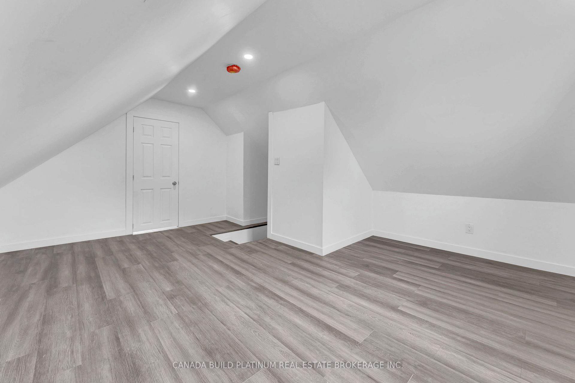 Photo 18 of 51 William Street, Hamilton, Landsdale — HOMEH
