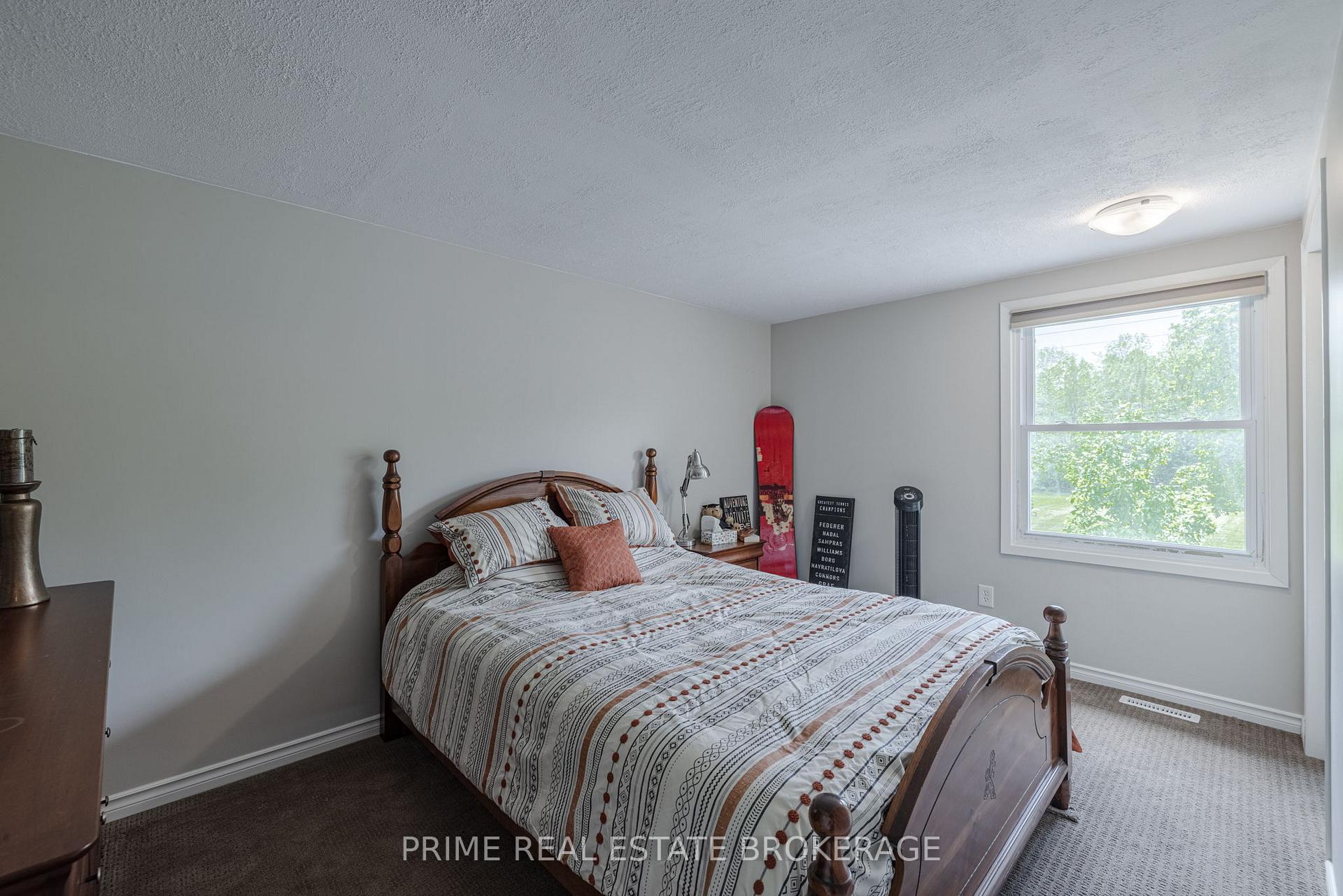Photo 29 of 3304 Cromarty Drive, Thames Centre, Putnam — HOMEH
