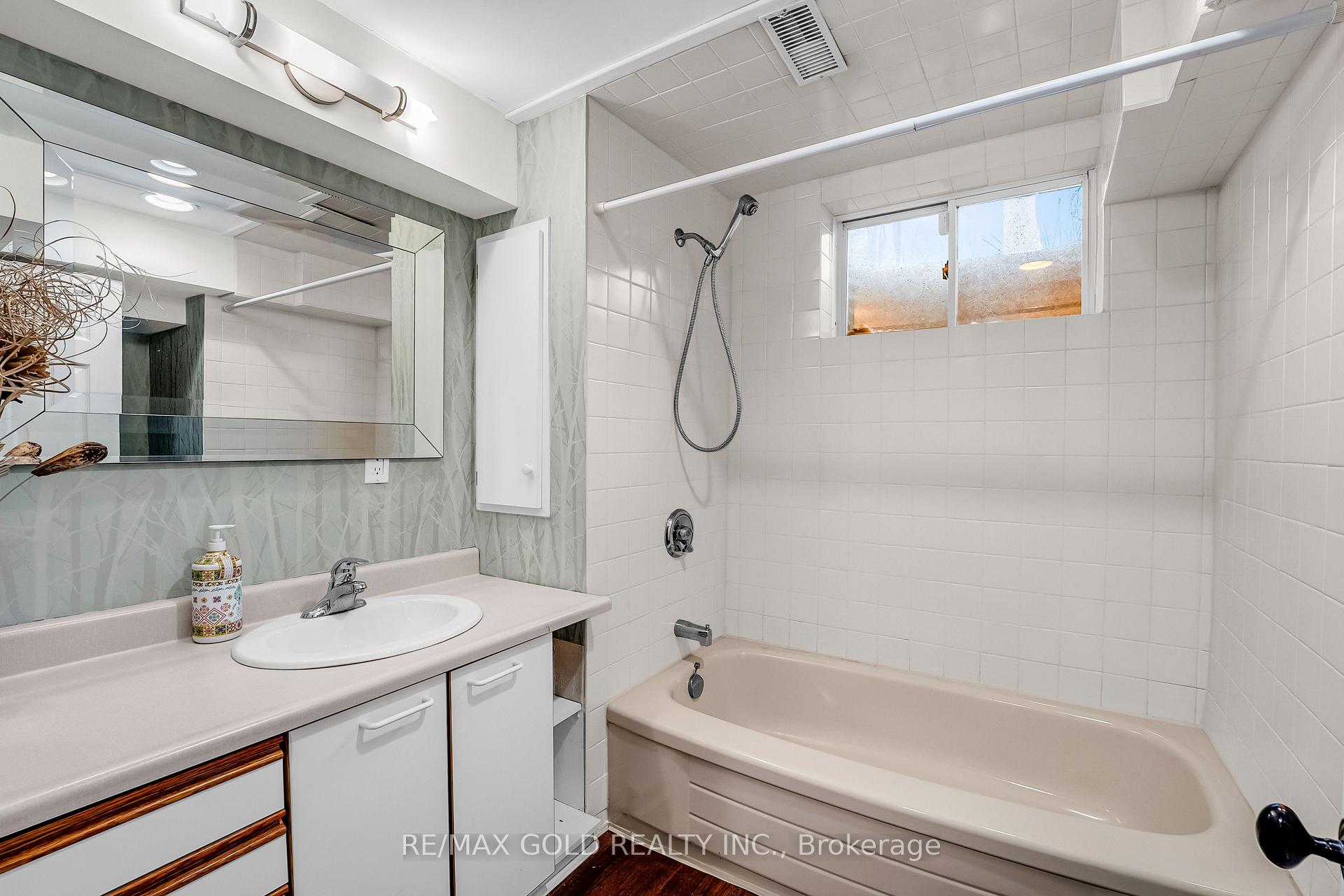 Photo 34 of 16 Meander Close, Hamilton, Carlisle — HOMEH