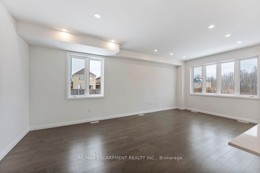 Photo 23 of 199 Alessio Drive, Hamilton, Sheldon — HOMEH