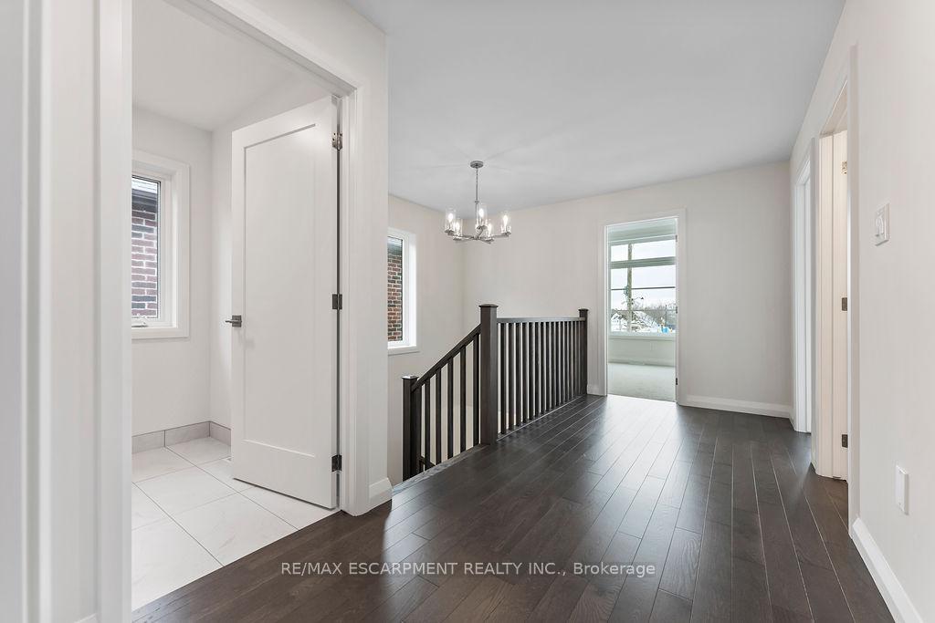Photo 25 of 199 Alessio Drive, Hamilton, Sheldon — HOMEH