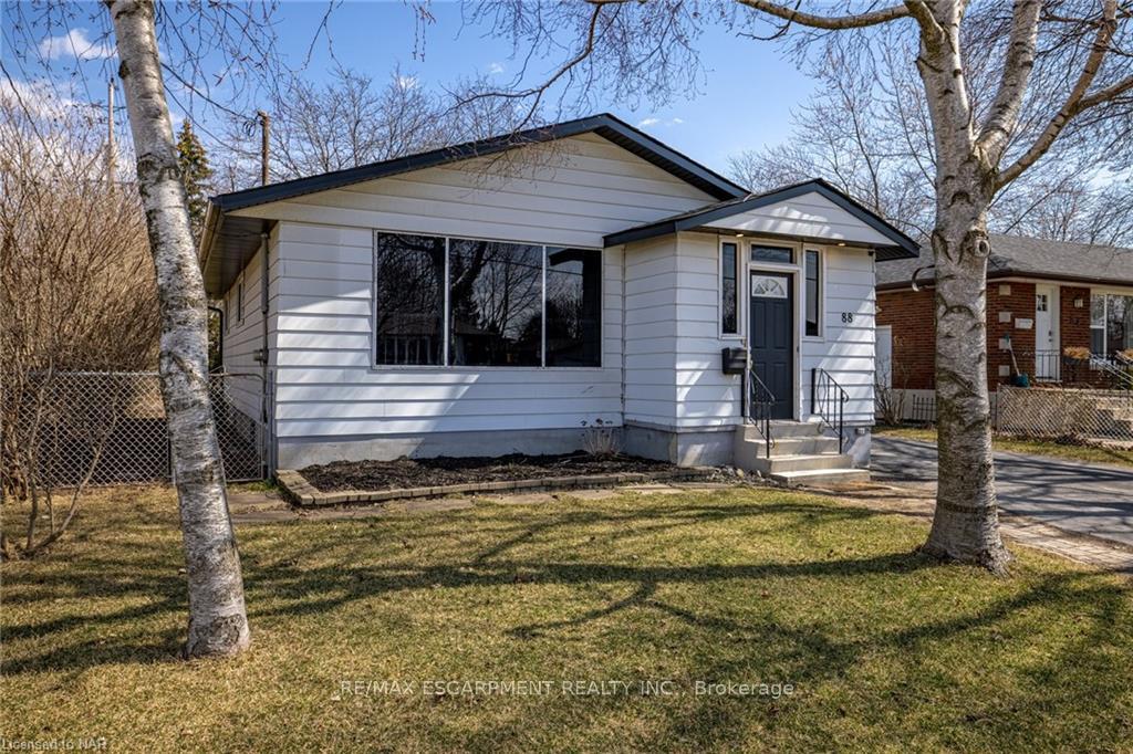 Photo 18 of 88 Gram Avenue, Welland, N. Welland — HOMEH