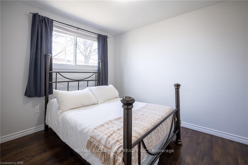 Photo 22 of 88 Gram Avenue, Welland, N. Welland — HOMEH