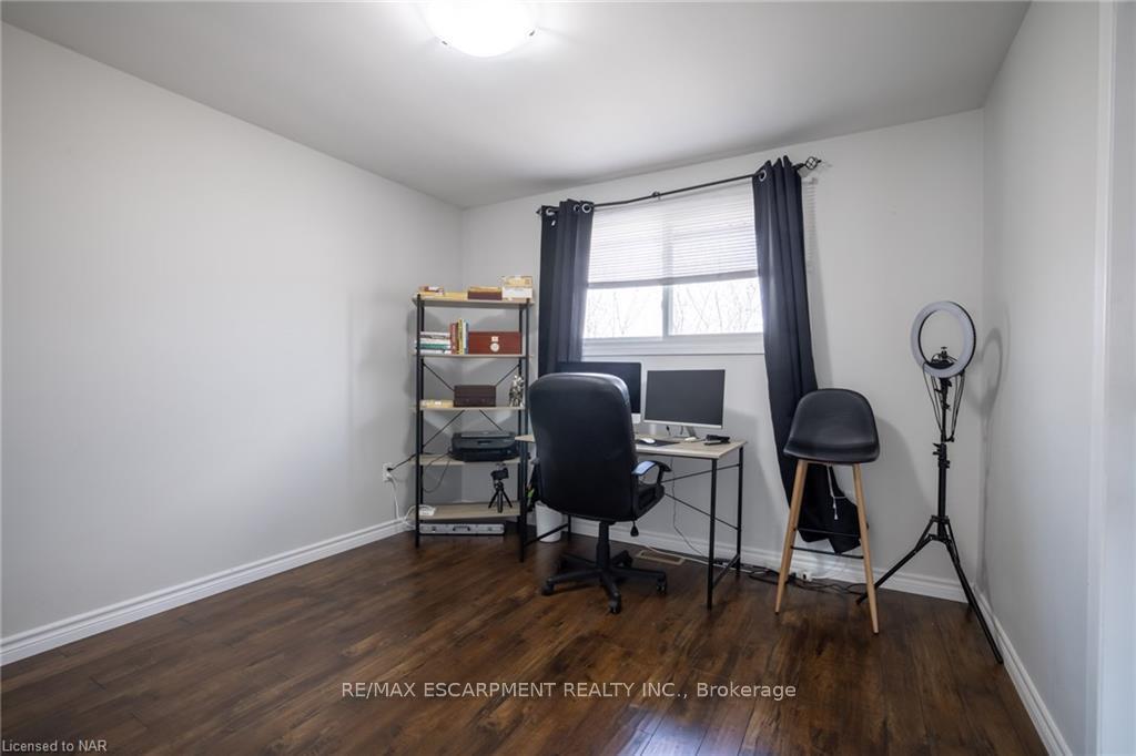 Photo 21 of 88 Gram Avenue, Welland, N. Welland — HOMEH