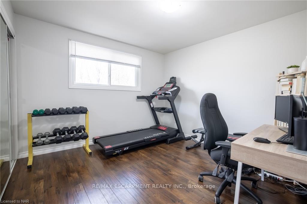 Photo 33 of 88 Gram Avenue, Welland, N. Welland — HOMEH
