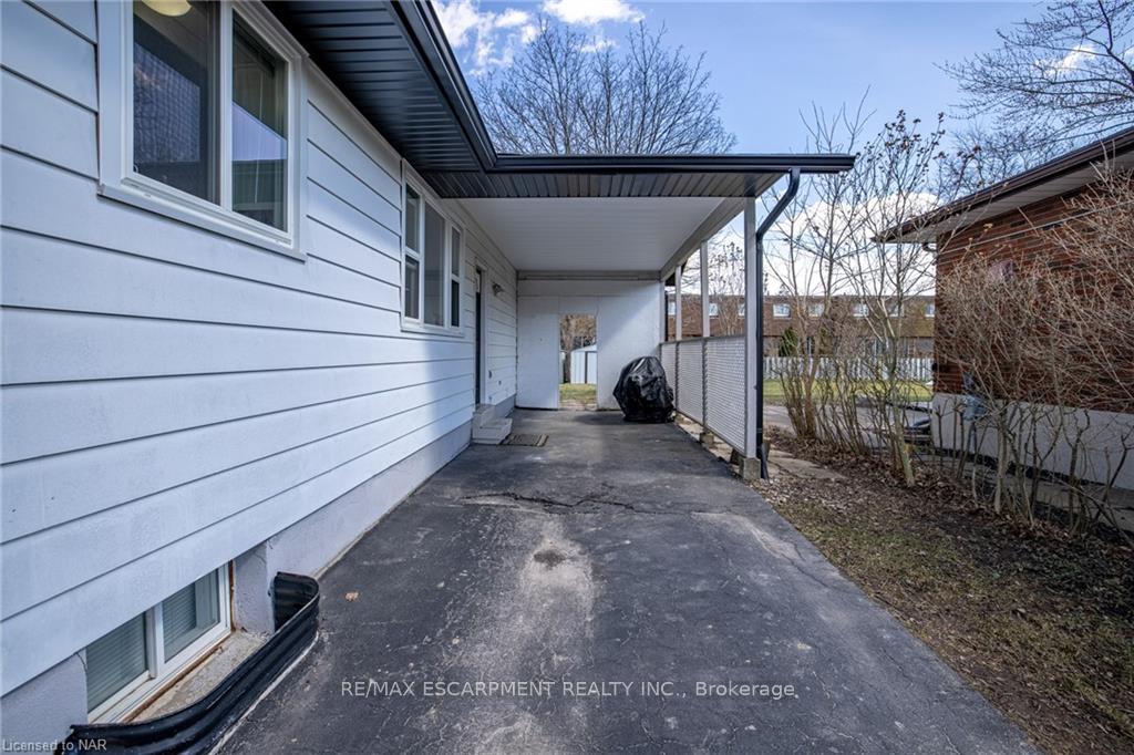 Photo 35 of 88 Gram Avenue, Welland, N. Welland — HOMEH
