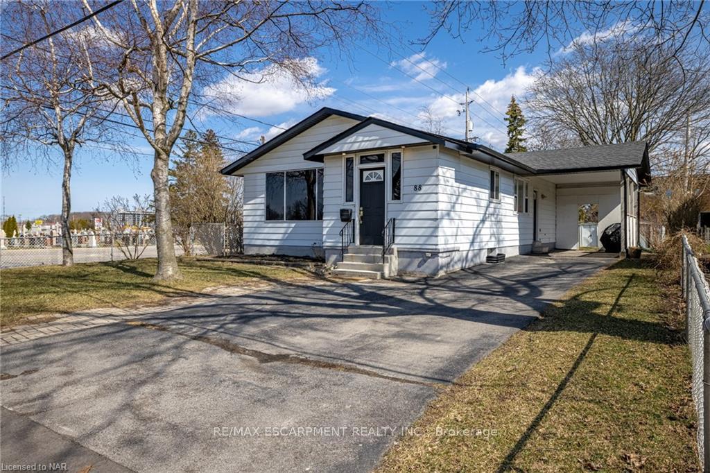 Photo 40 of 88 Gram Avenue, Welland, N. Welland — HOMEH