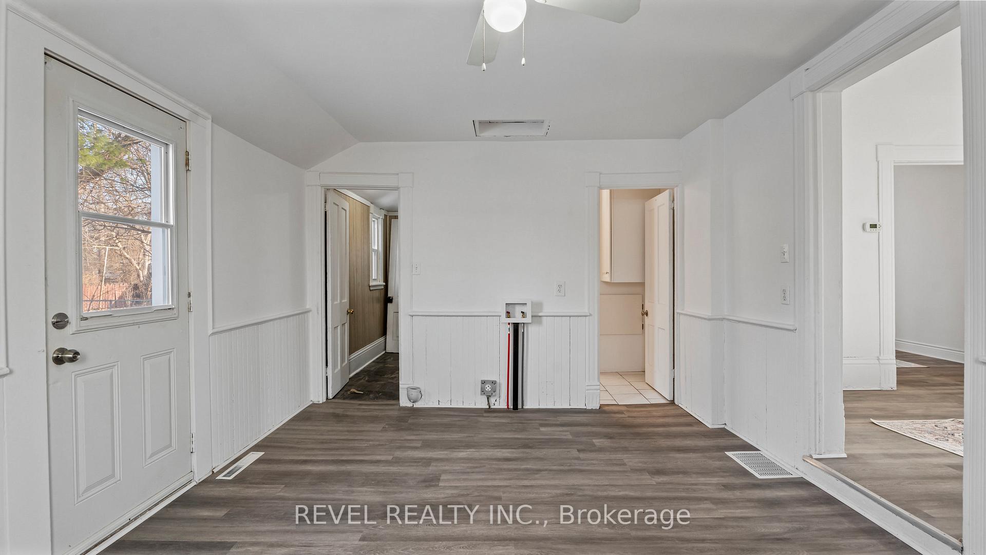 Photo 12 of 51 Baldwin Avenue, Brantford — HOMEH