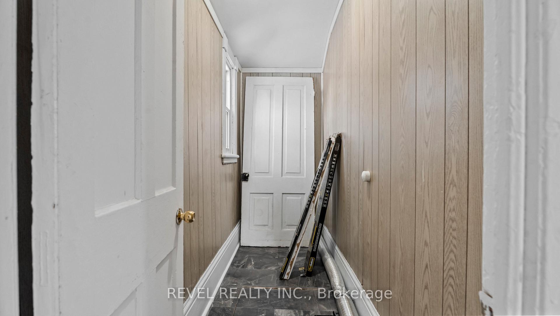 Photo 16 of 51 Baldwin Avenue, Brantford — HOMEH