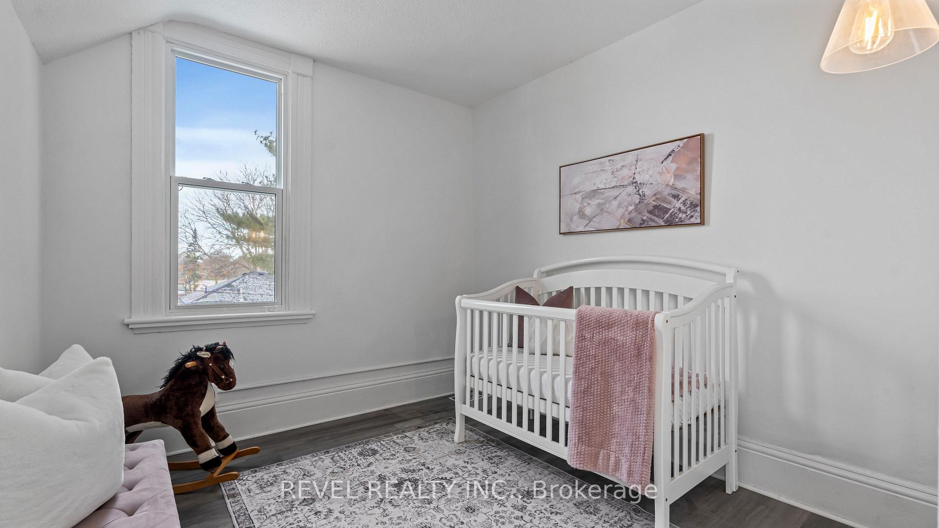 Photo 17 of 51 Baldwin Avenue, Brantford — HOMEH