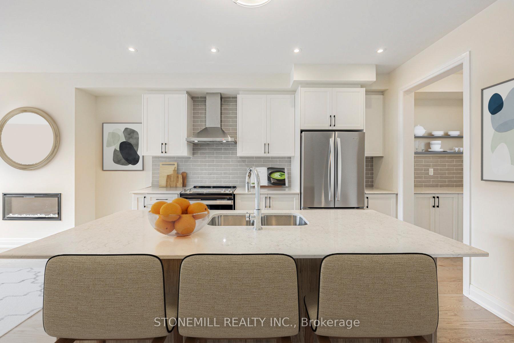Photo 4 of 967 Crowsnest Hollow, Pickering, Rural Pickering — HOMEH