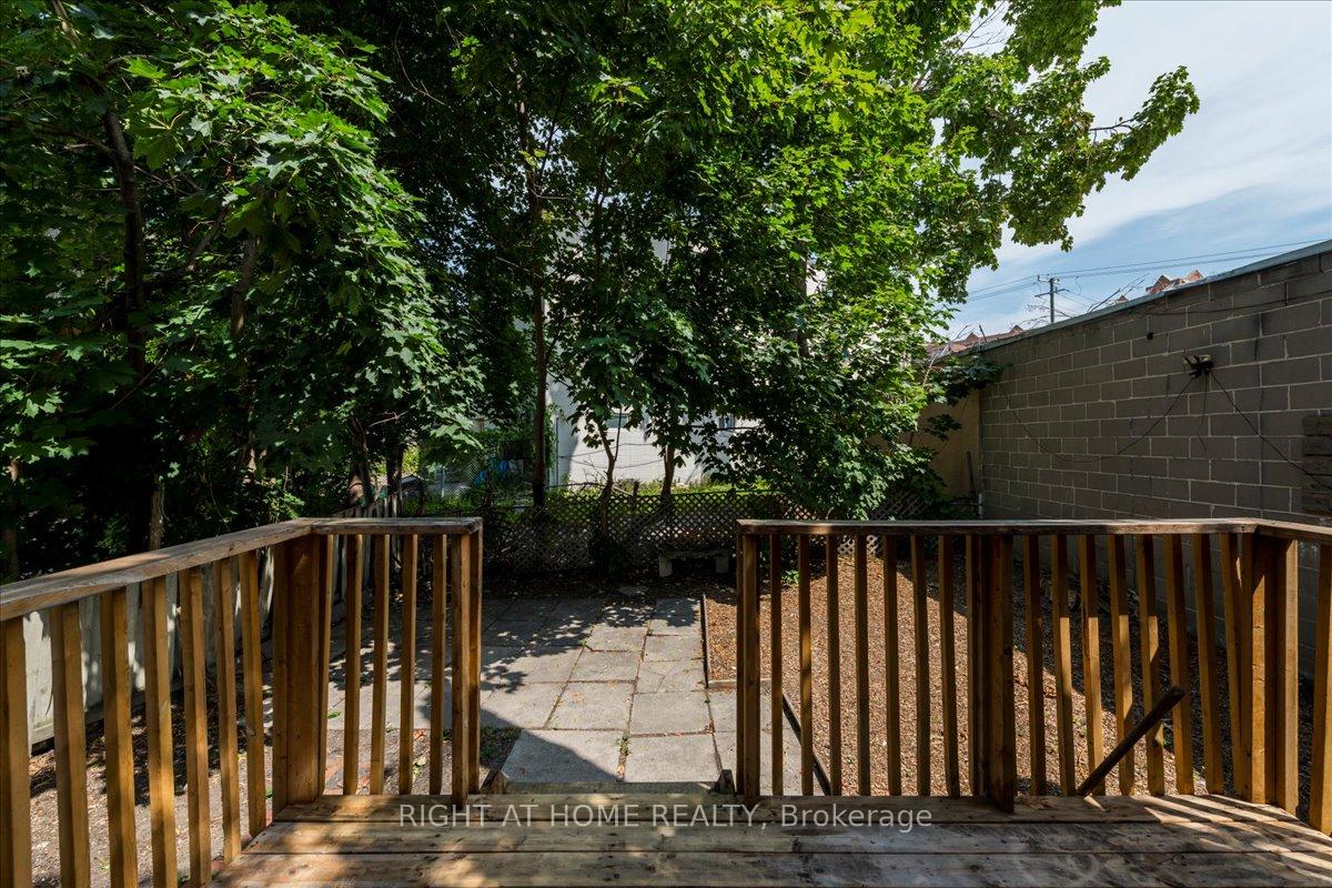 Photo 27 of 12 Ross Street, Barrie, City Centre — HOMEH