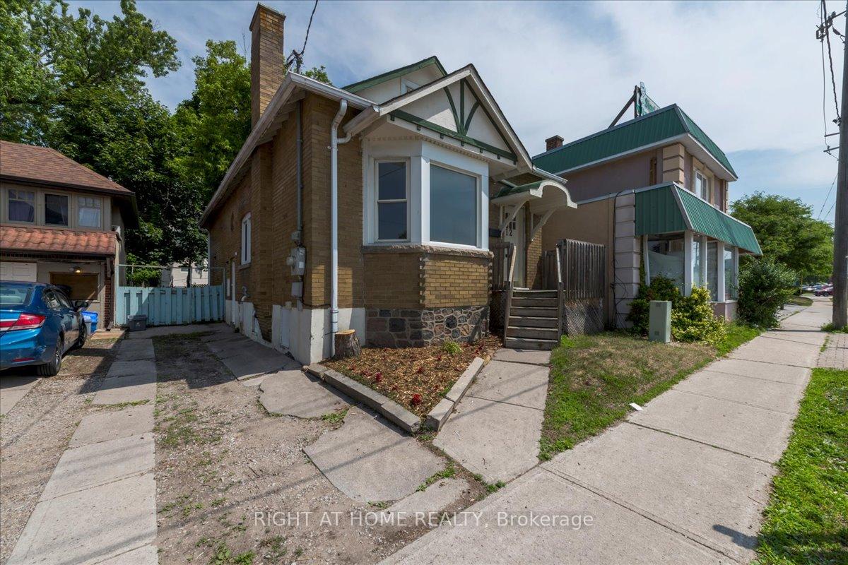 Photo 31 of 12 Ross Street, Barrie, City Centre — HOMEH