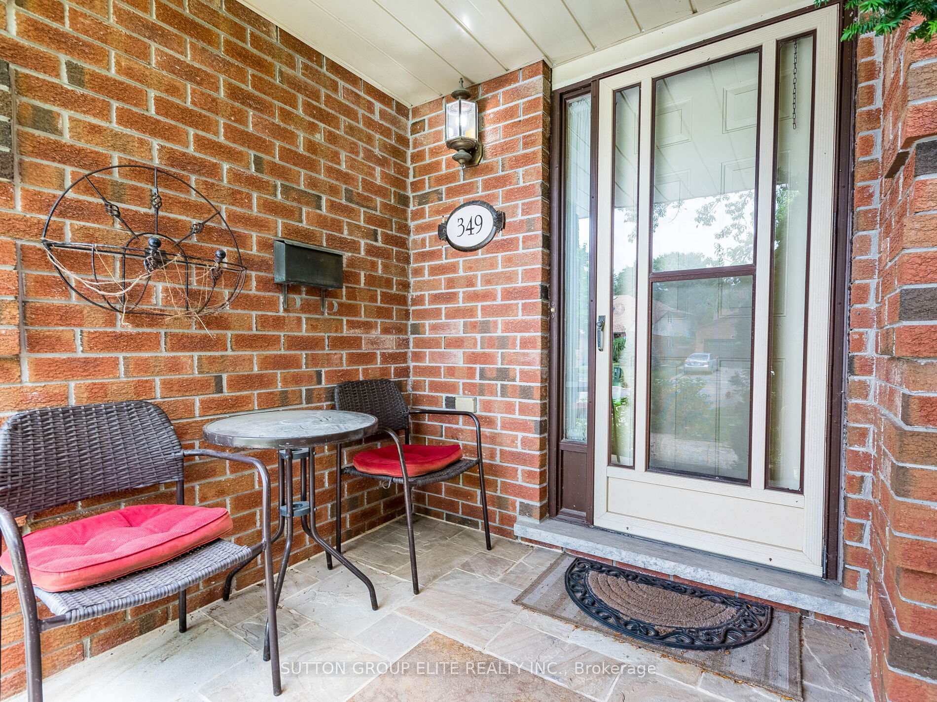 Photo 2 of 349 Ironwood Road, Guelph, Kortright West — HOMEH