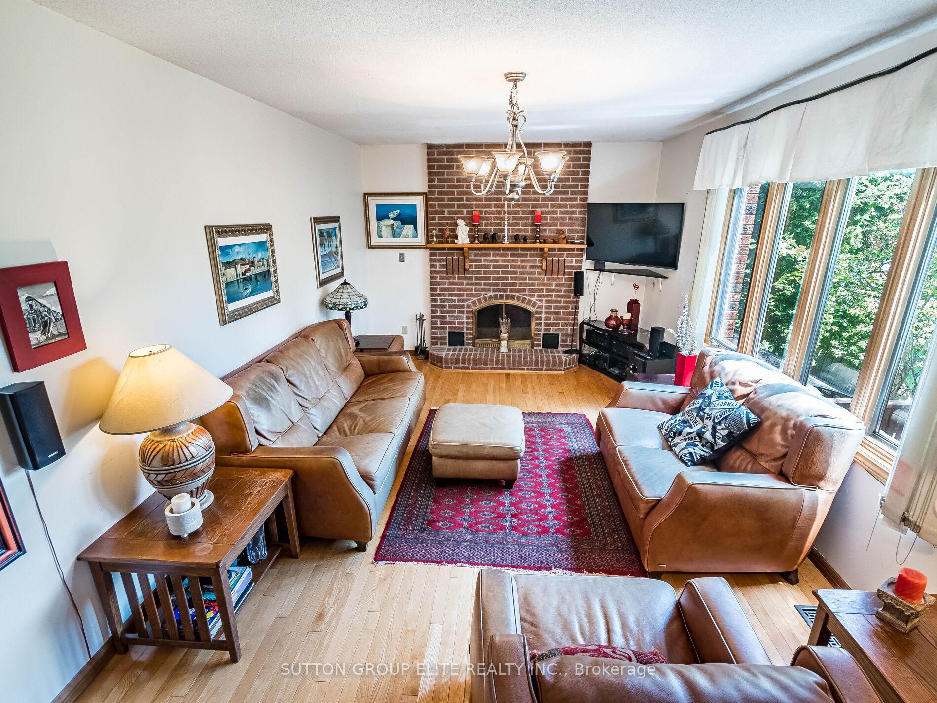 Photo 9 of 349 Ironwood Road, Guelph, Kortright West — HOMEH