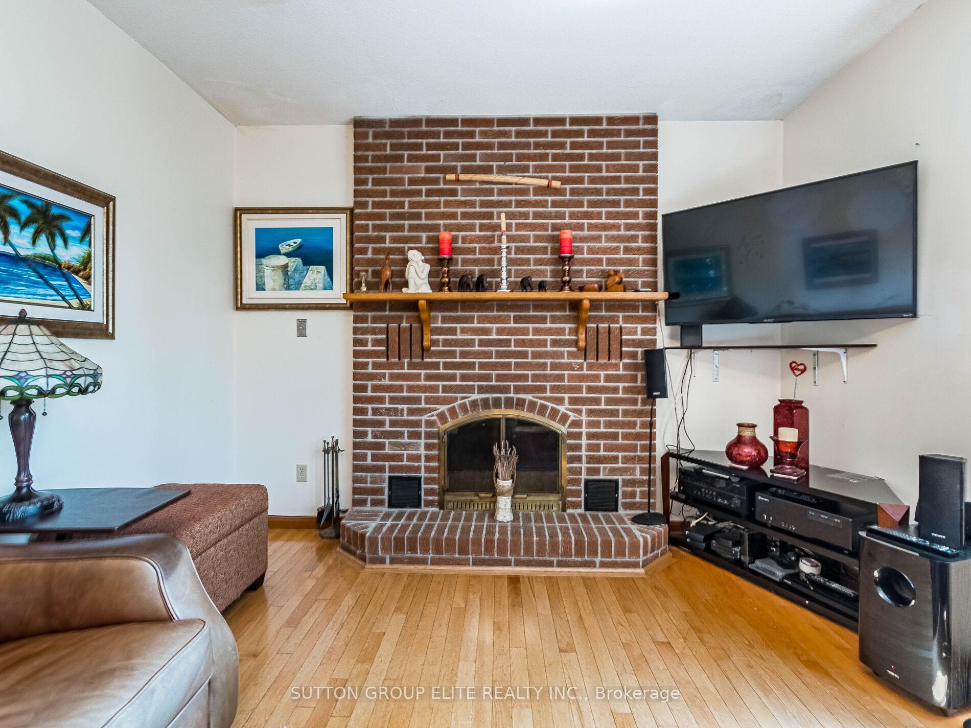 Photo 11 of 349 Ironwood Road, Guelph, Kortright West — HOMEH
