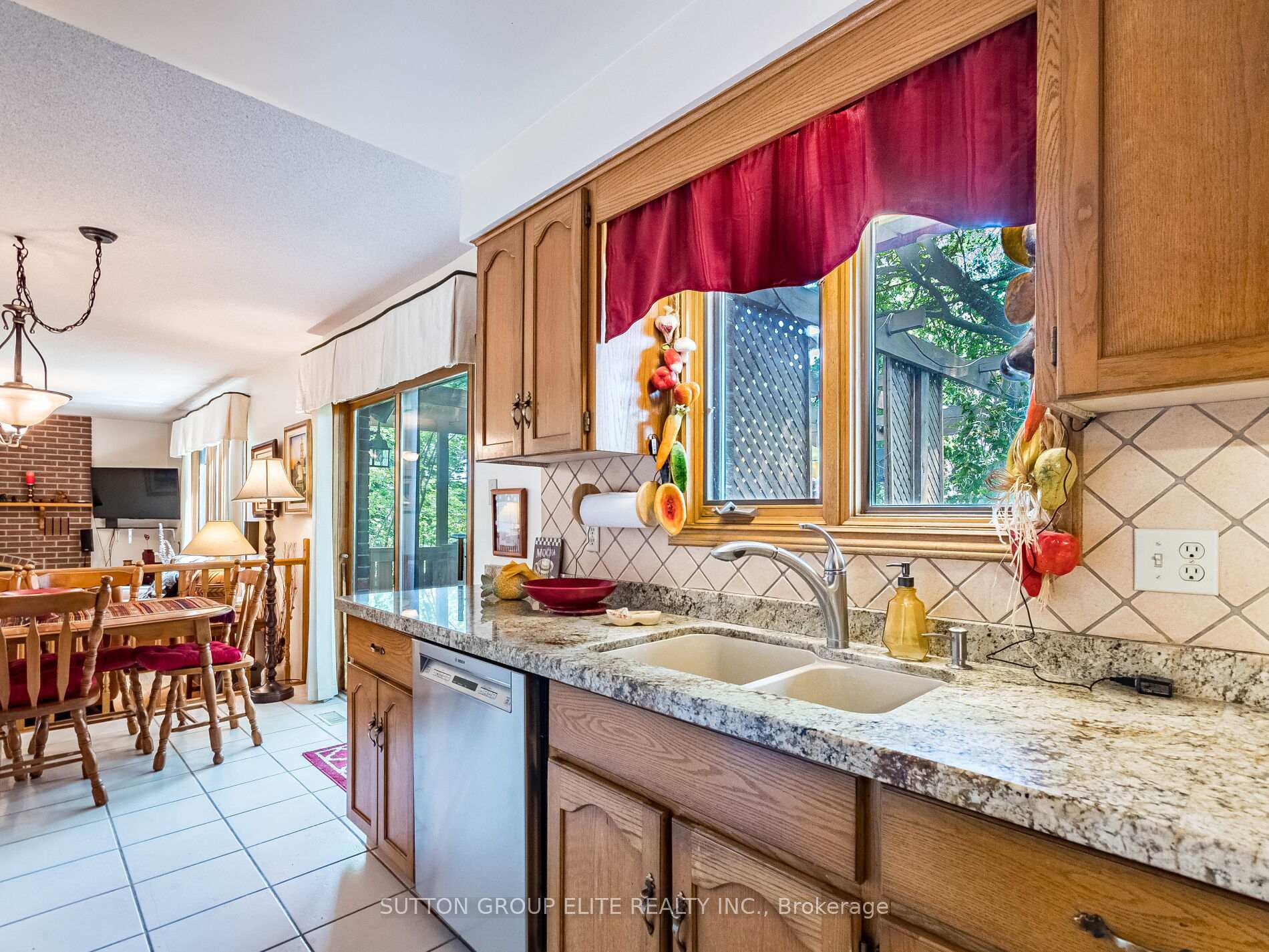 Photo 15 of 349 Ironwood Road, Guelph, Kortright West — HOMEH