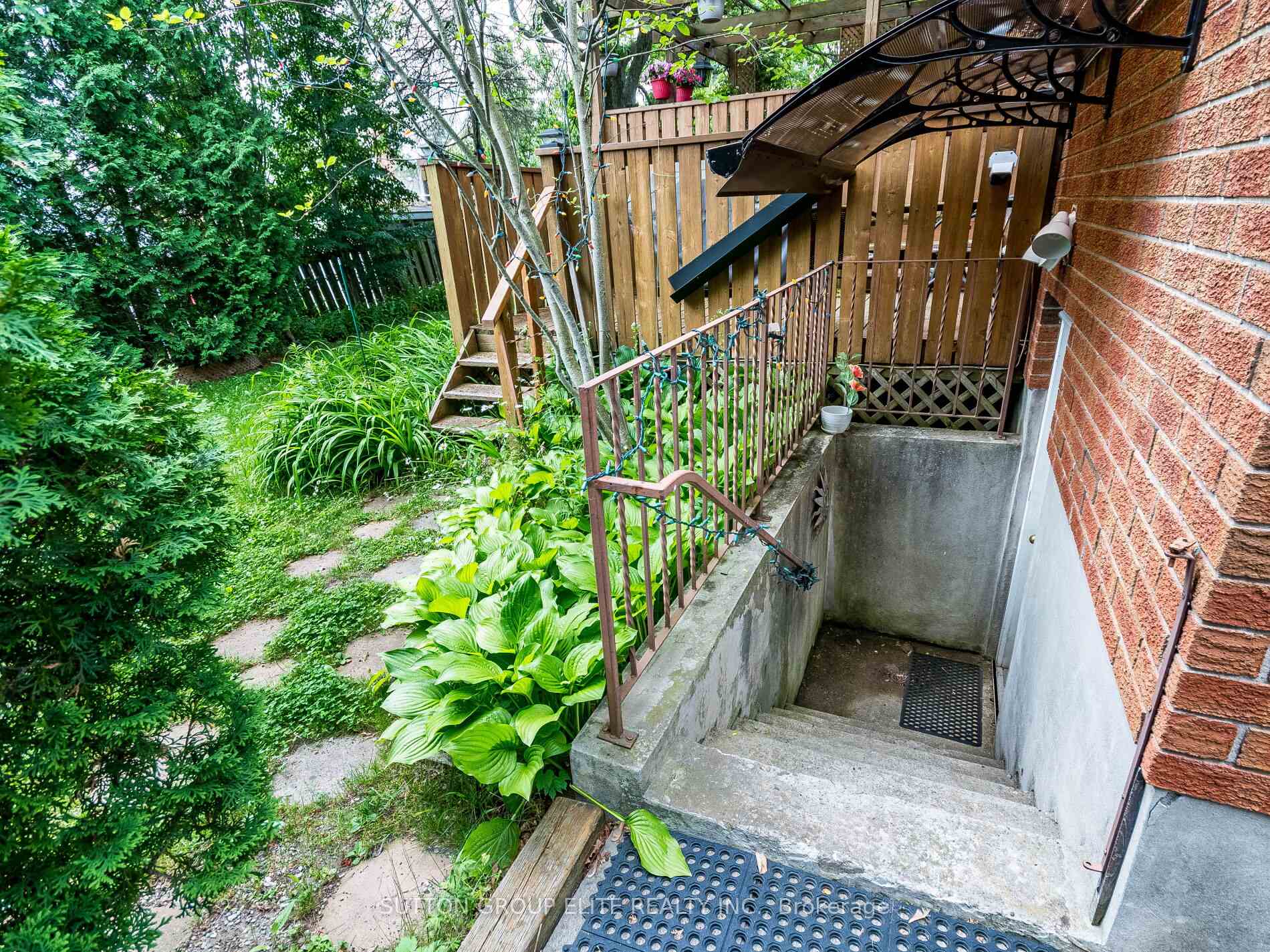 Photo 34 of 349 Ironwood Road, Guelph, Kortright West — HOMEH