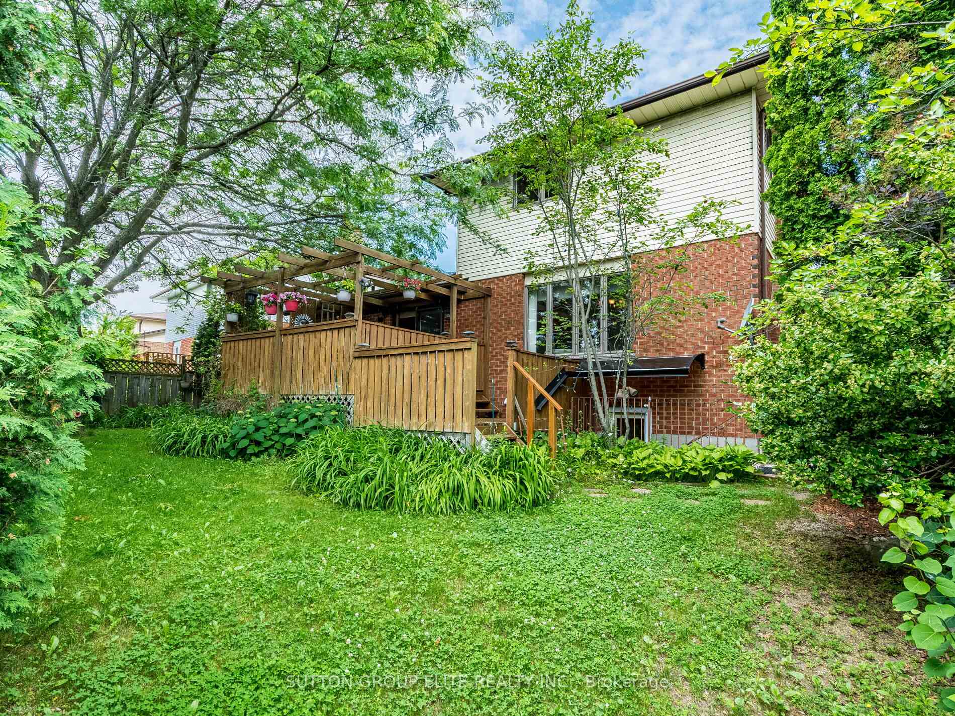 Photo 35 of 349 Ironwood Road, Guelph, Kortright West — HOMEH