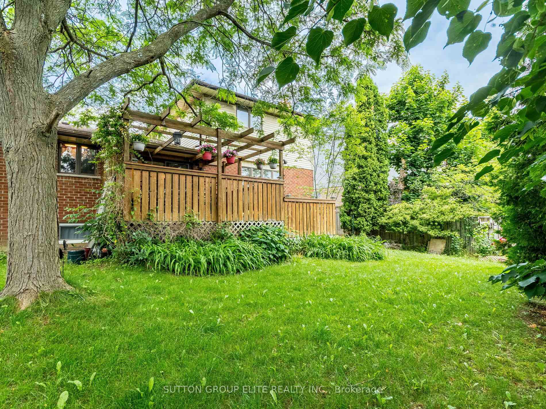 Photo 37 of 349 Ironwood Road, Guelph, Kortright West — HOMEH